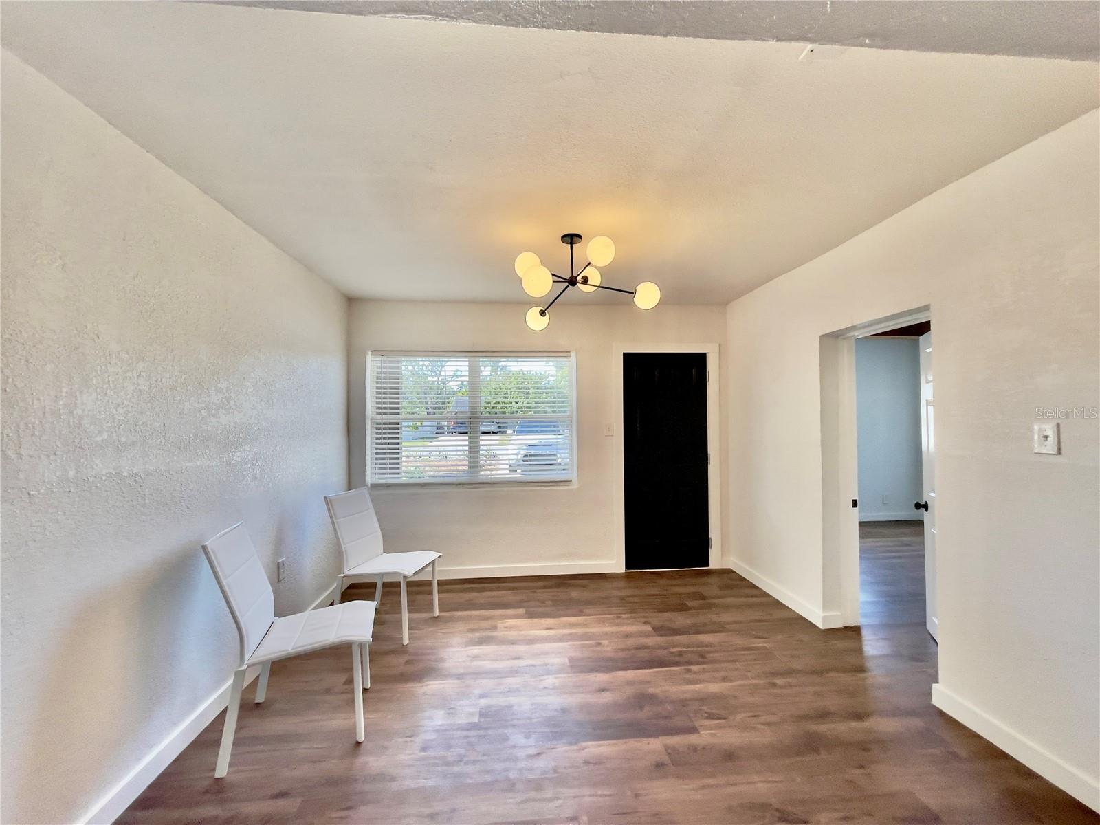 EVERGREEN VILLA - Residential