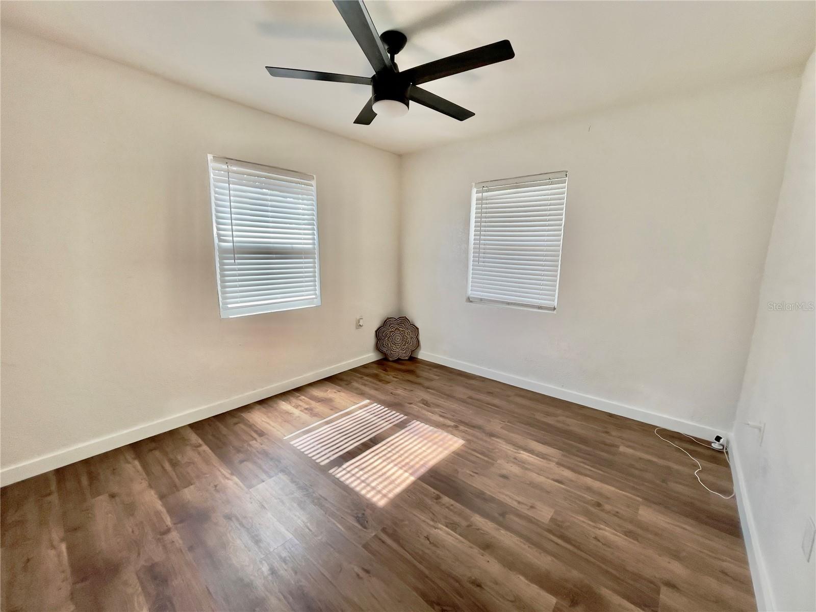 EVERGREEN VILLA - Residential