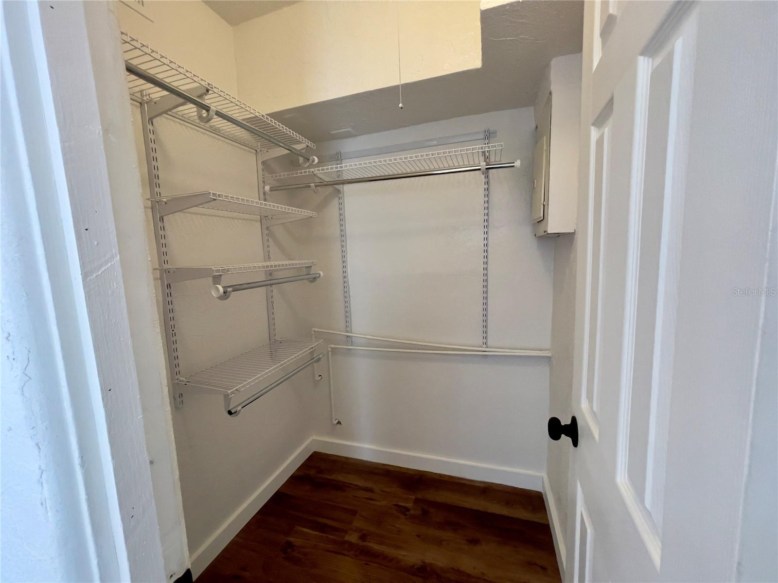 EVERGREEN VILLA - Residential