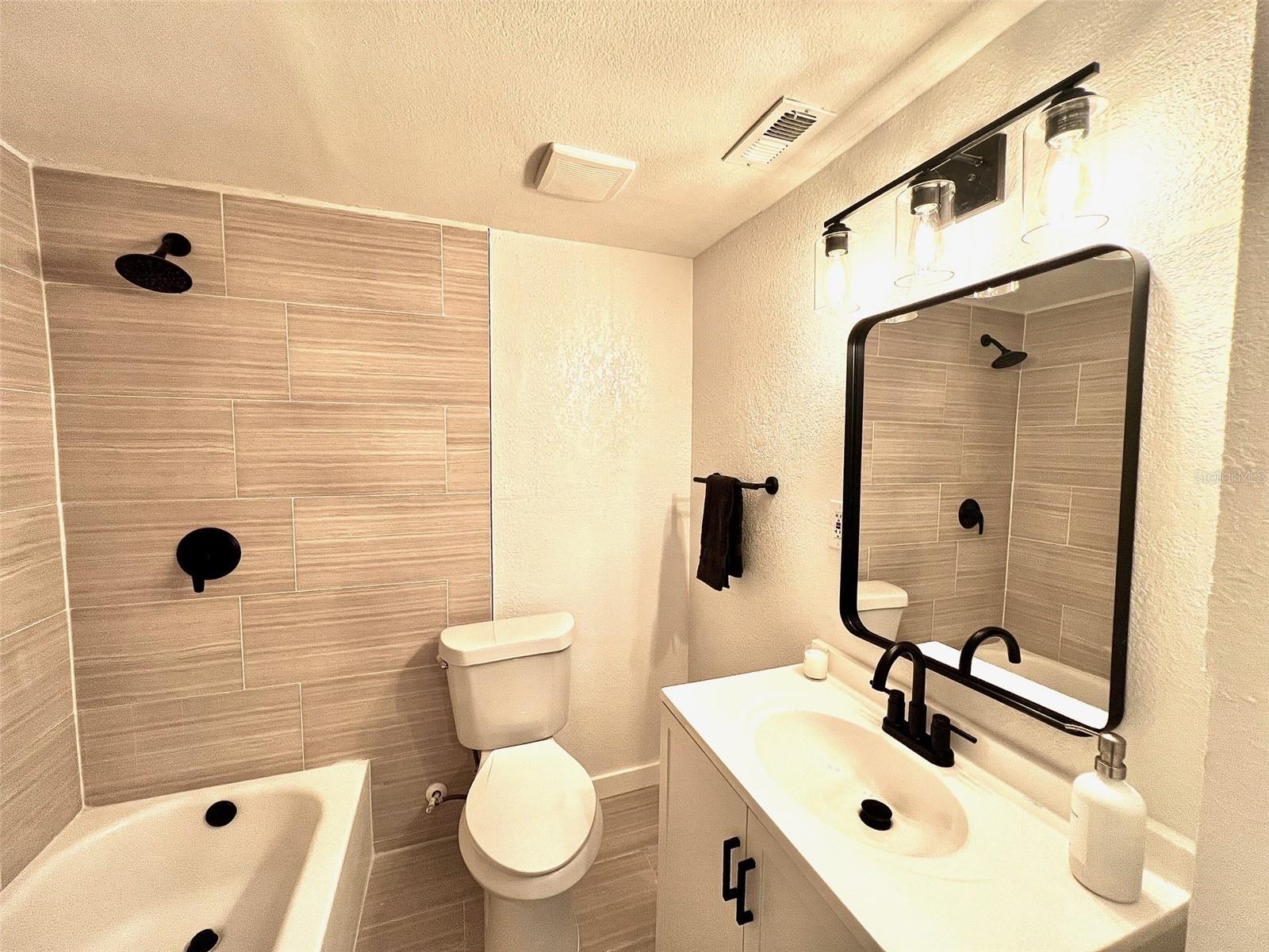 EVERGREEN VILLA - Residential