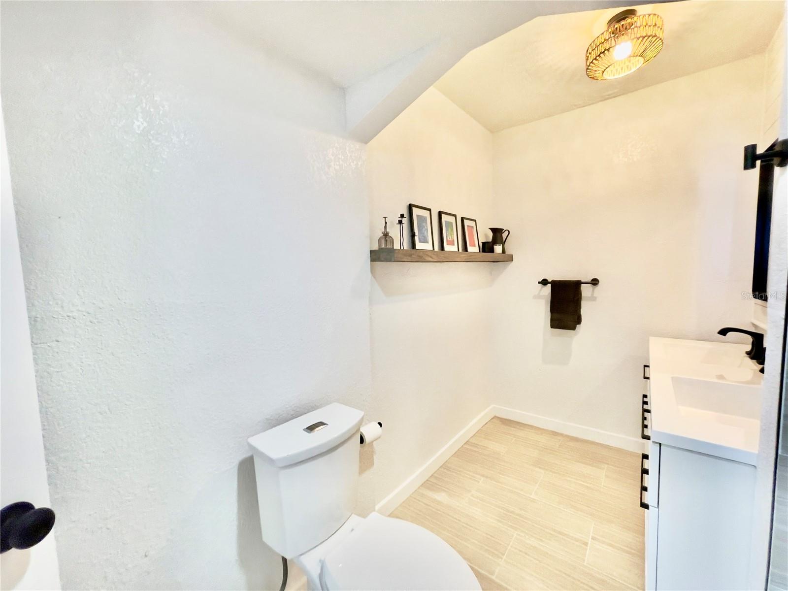 EVERGREEN VILLA - Residential