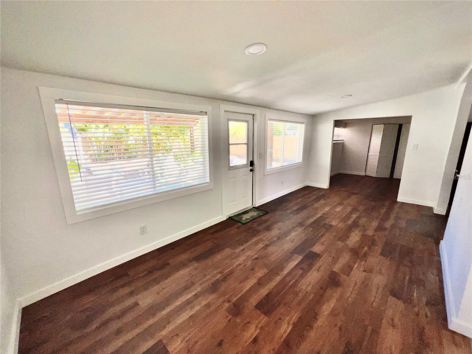 EVERGREEN VILLA - Residential