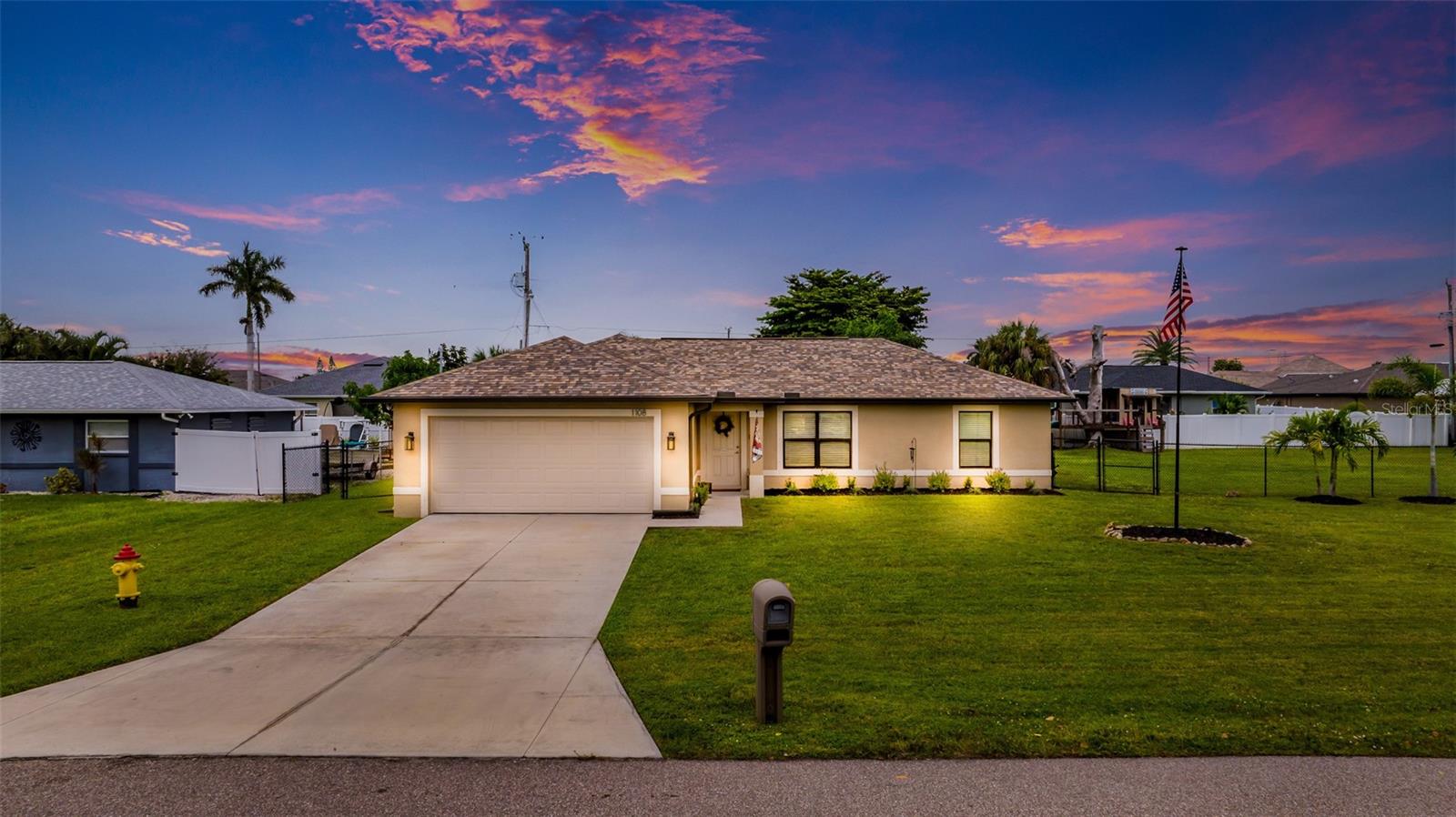 CAPE CORAL - Residential