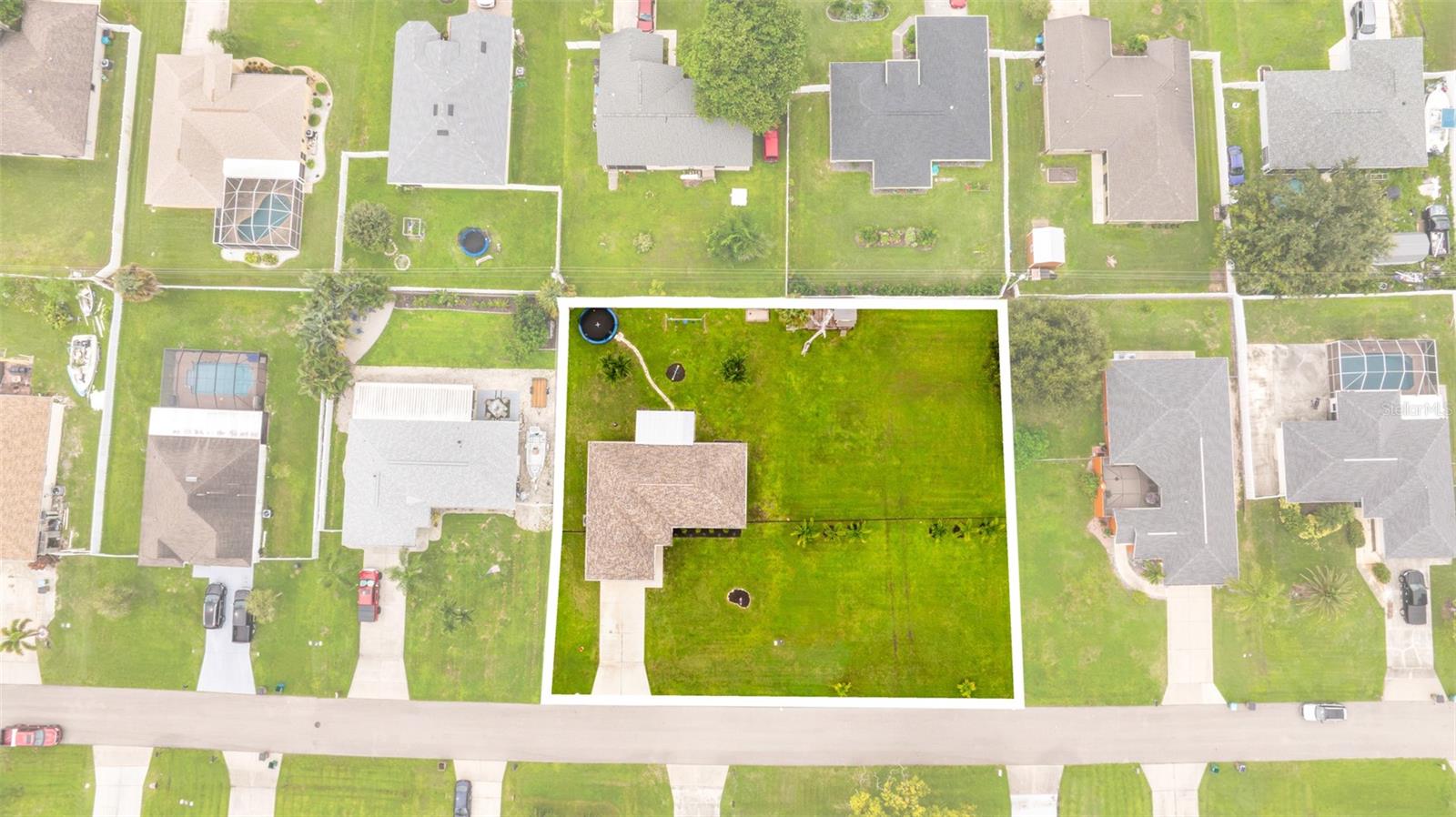 CAPE CORAL - Residential