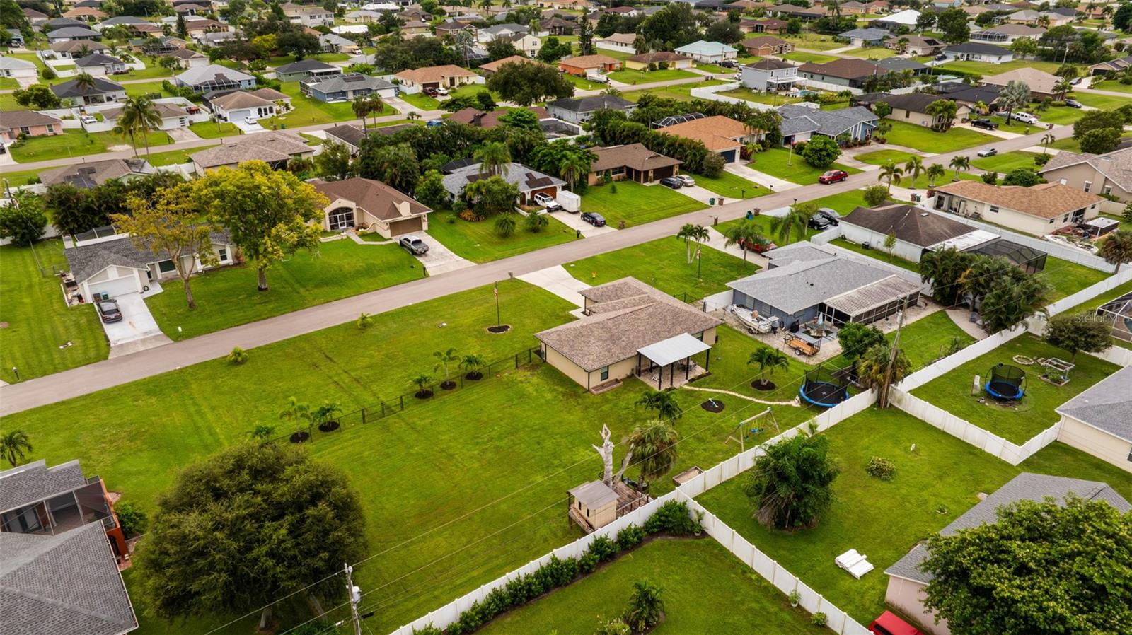 CAPE CORAL - Residential