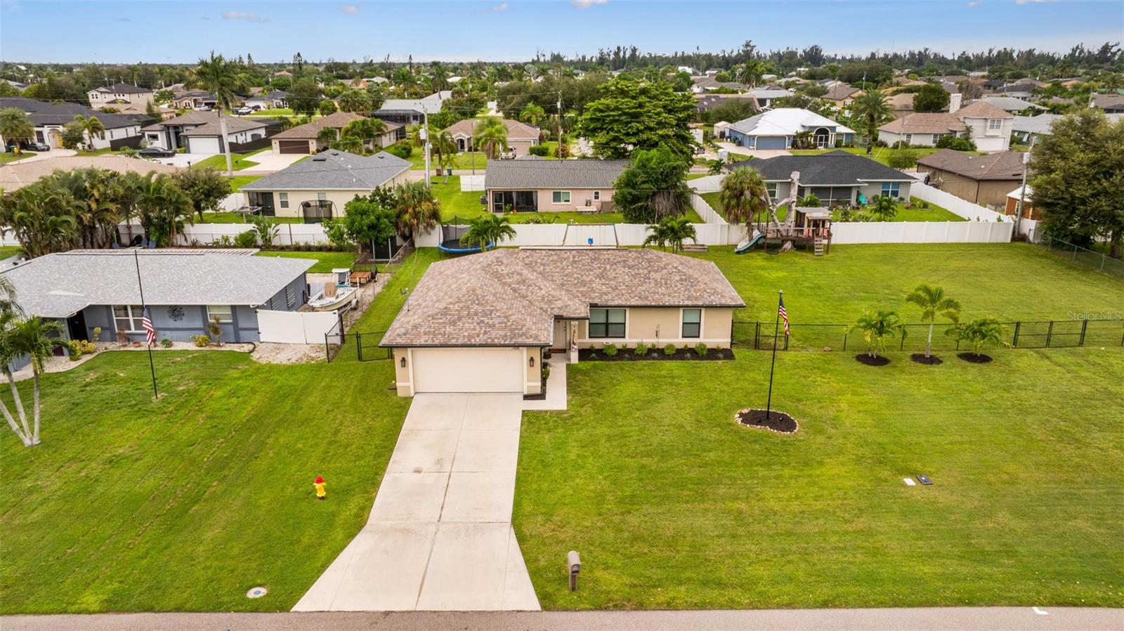 CAPE CORAL - Residential