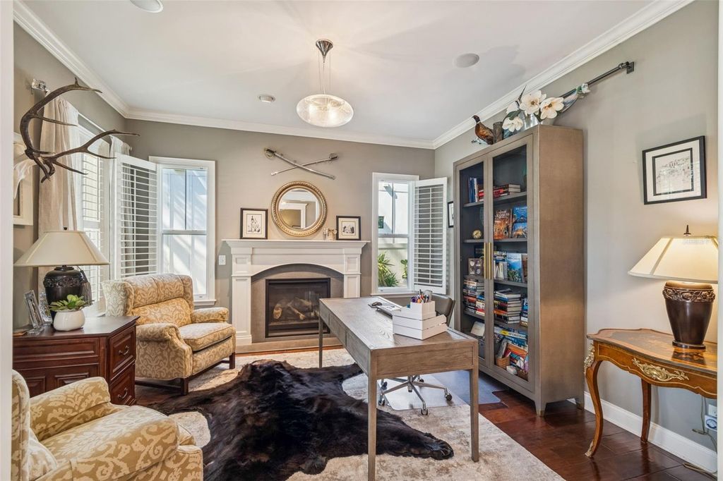 Photo of 2907 W Hawthorne Road, Tampa, FL 33611 (MLS # TB8475416)