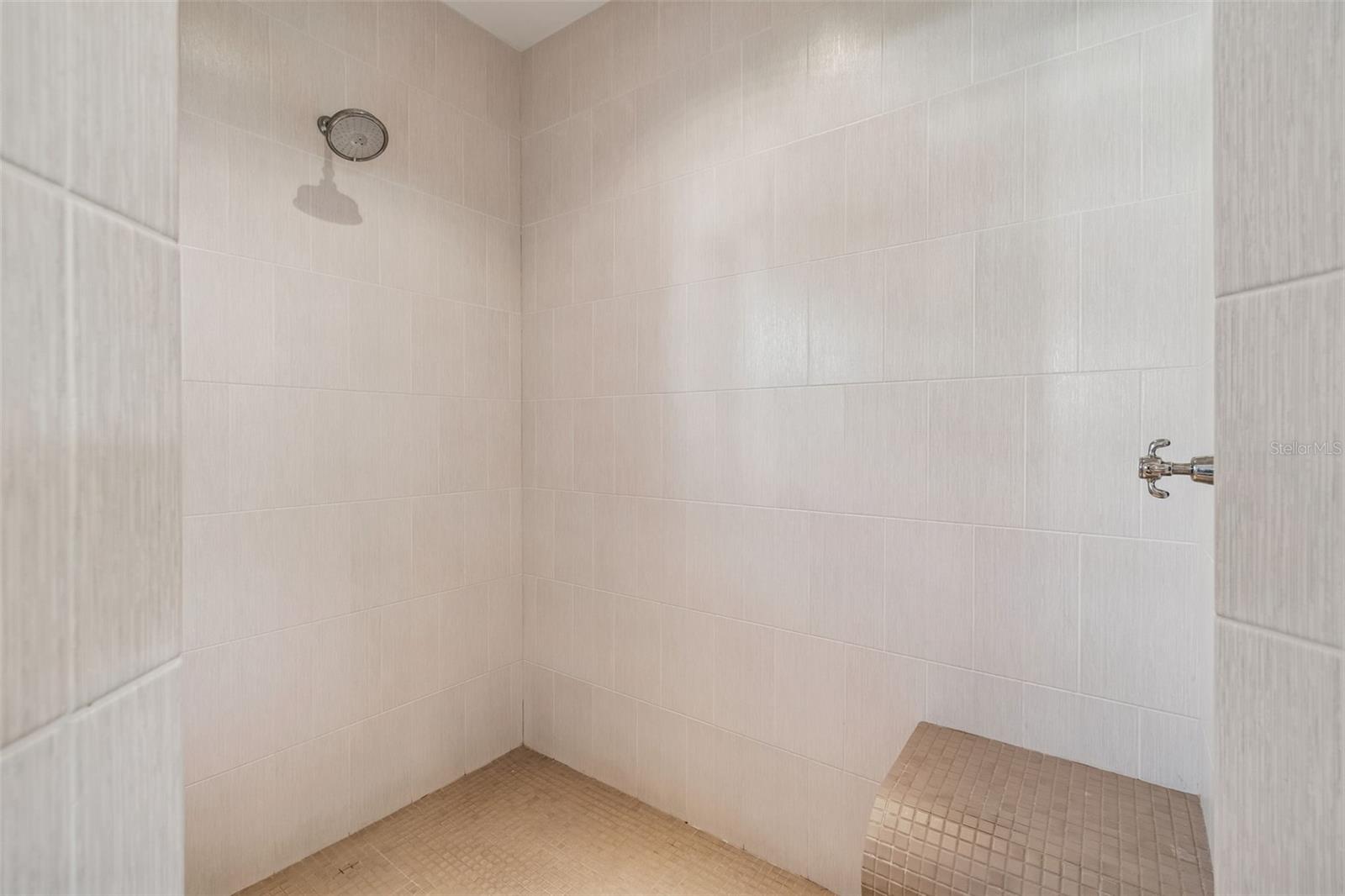 VILLA ROSA PARK - Residential