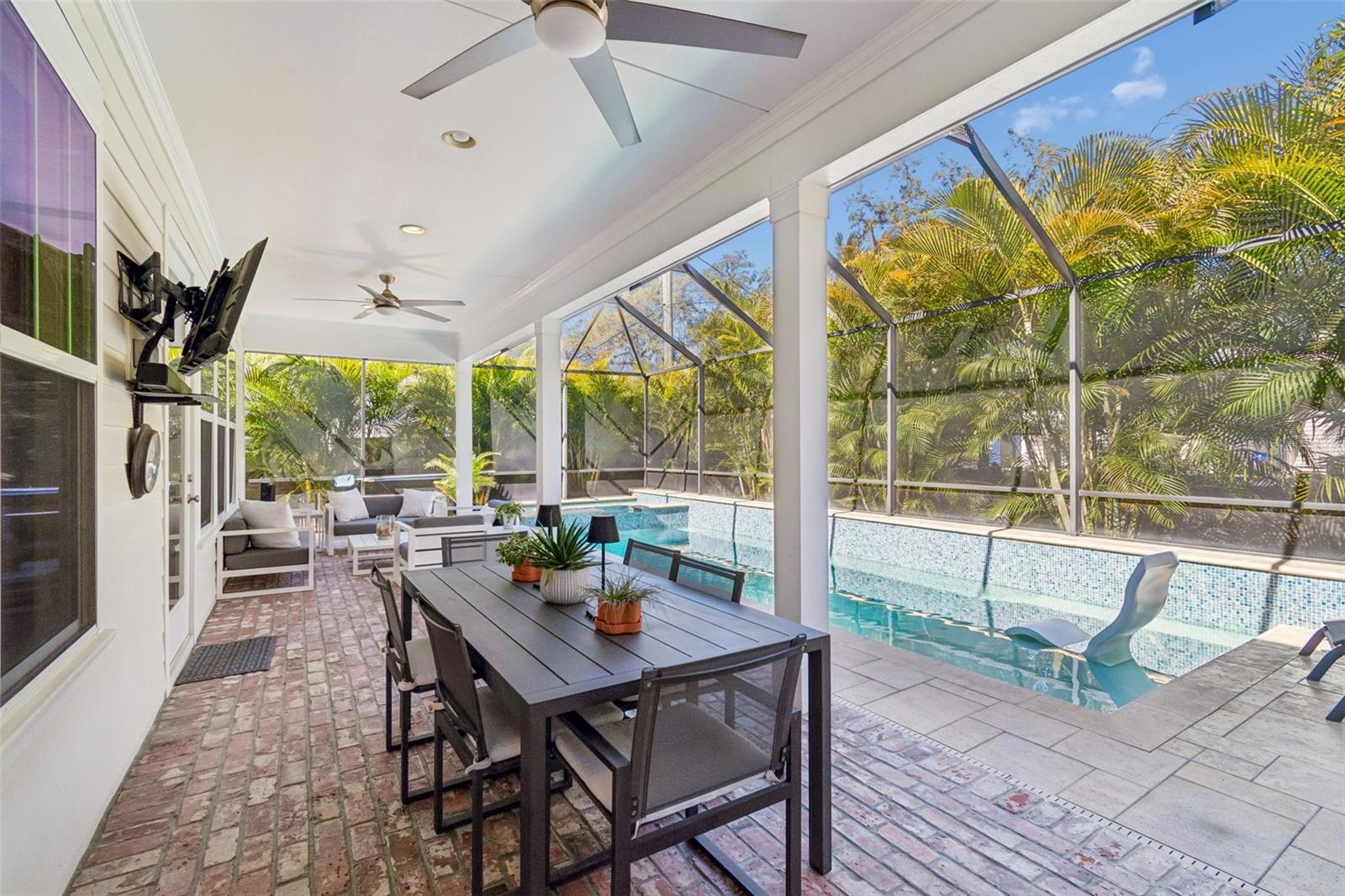 VILLA ROSA PARK - Residential