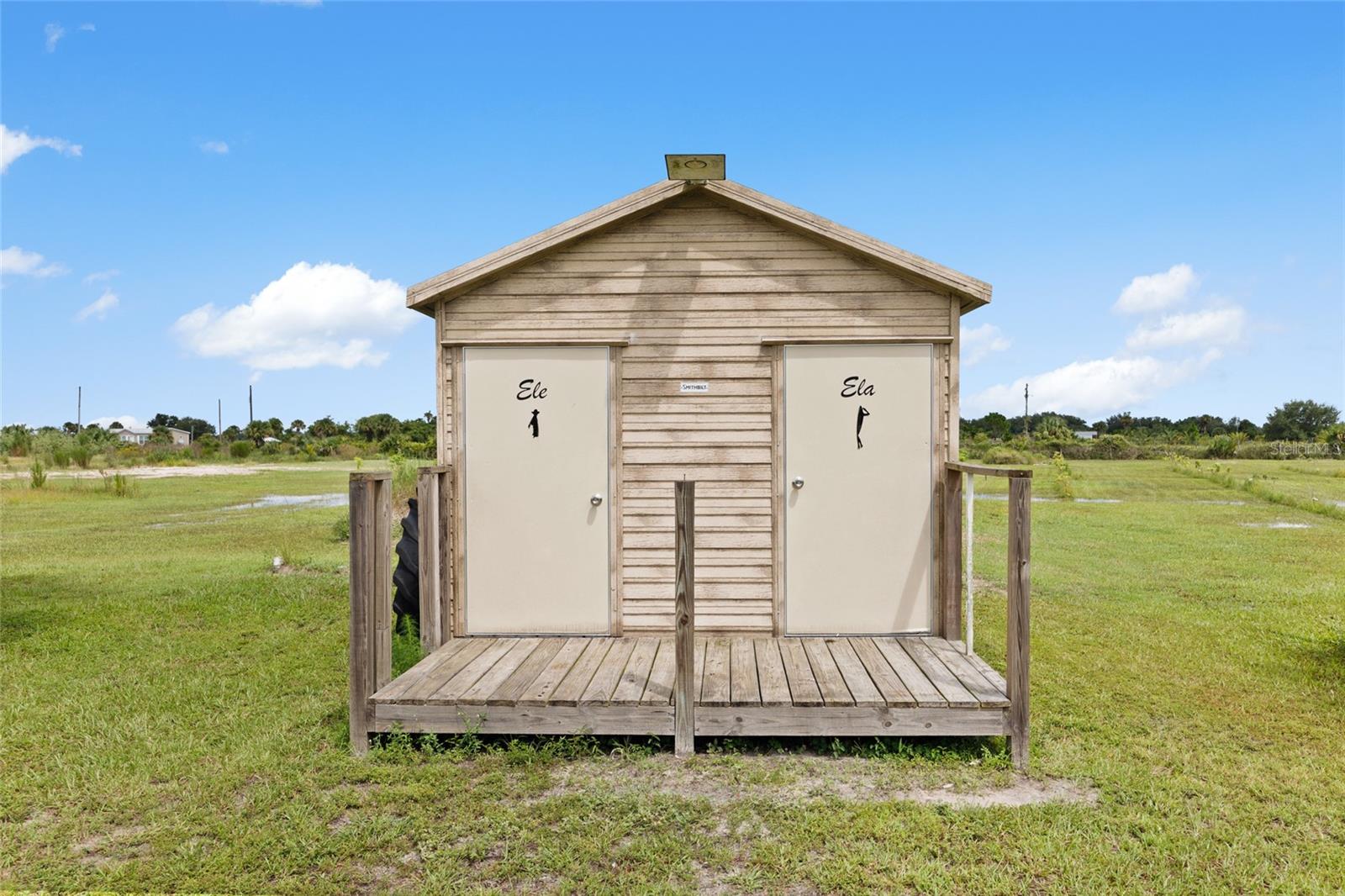 OKEECHOBEE COUNTY - Land