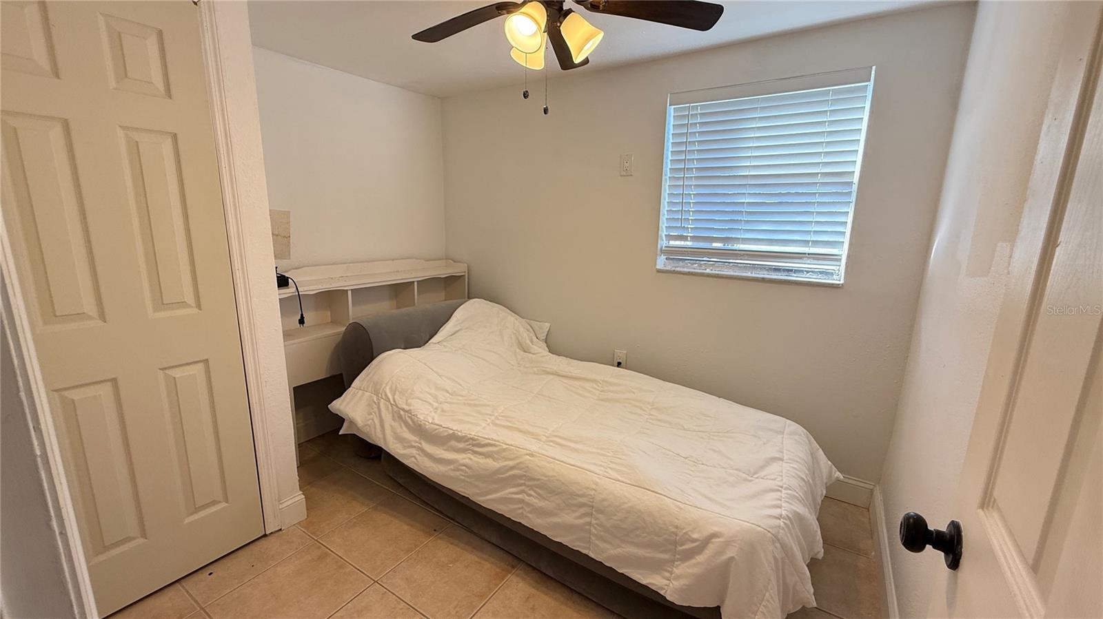 LEISURE BEACH - Residential Lease