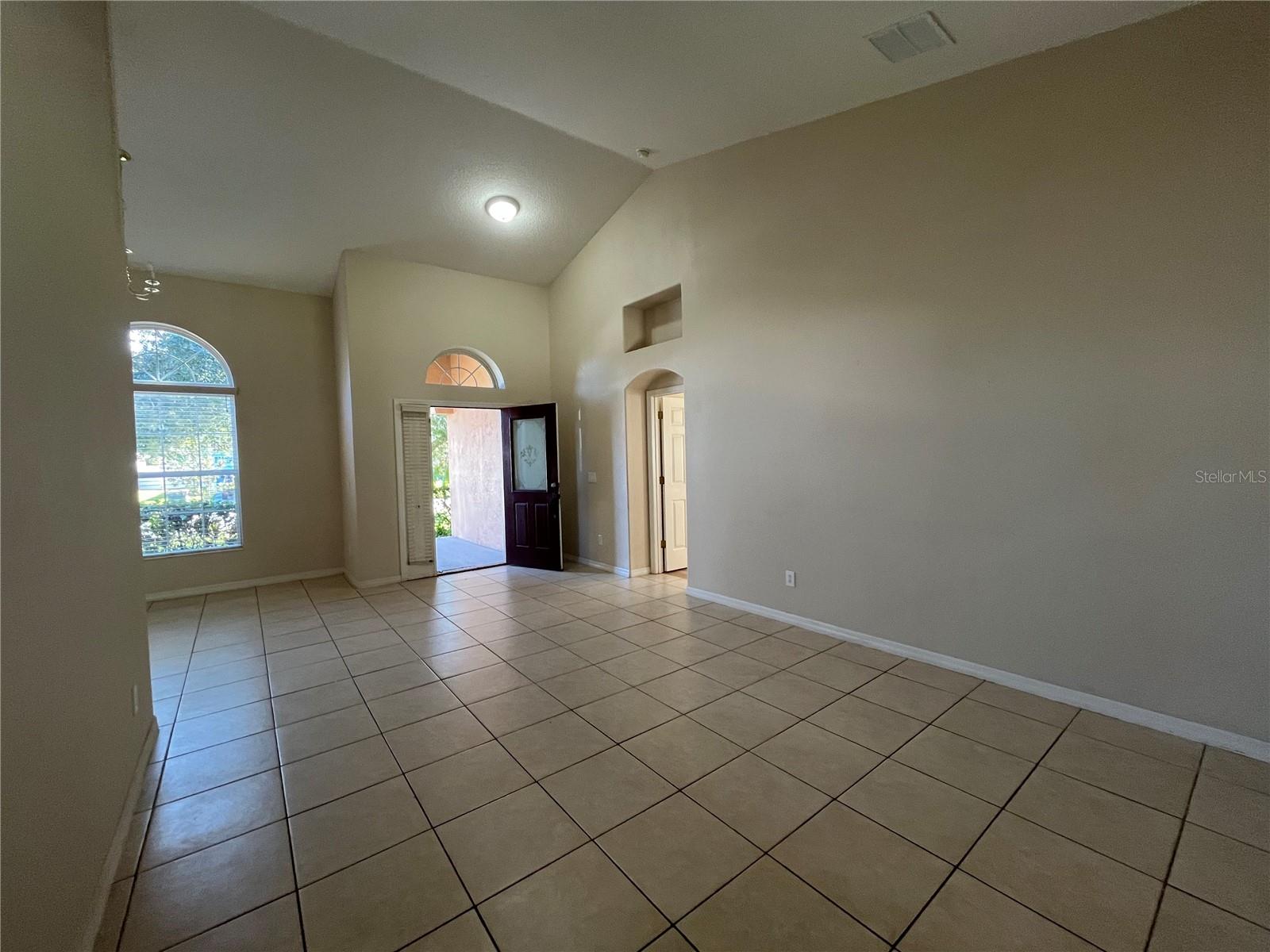 INDIAN LAKES PH 7 - Residential Lease