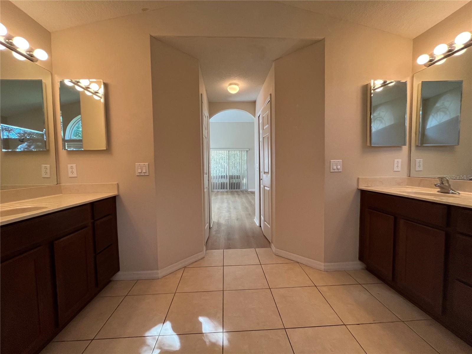 INDIAN LAKES PH 7 - Residential Lease