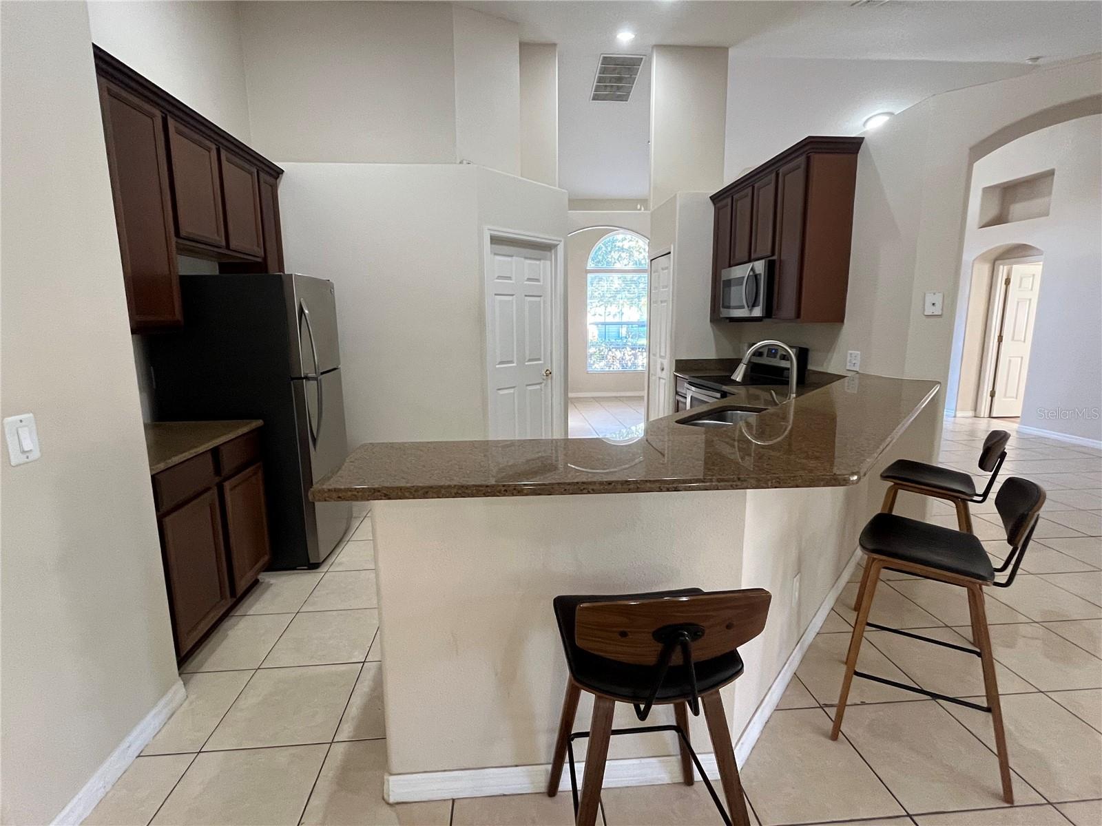 INDIAN LAKES PH 7 - Residential Lease