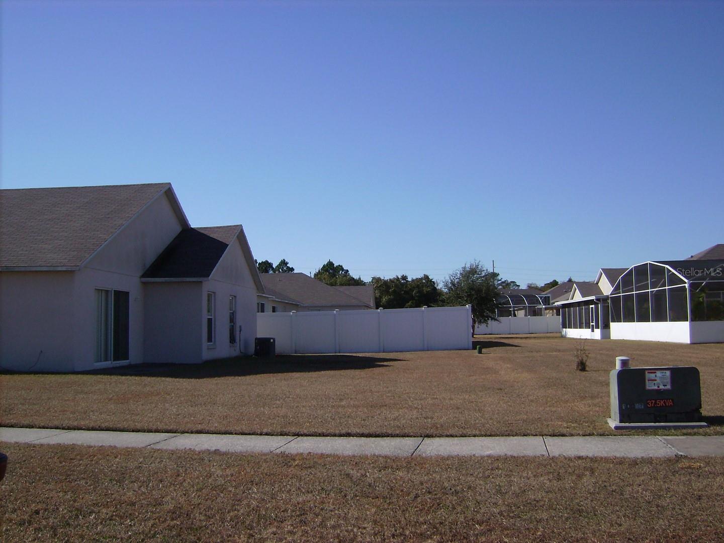 EMERALD POINTE - Residential Lease