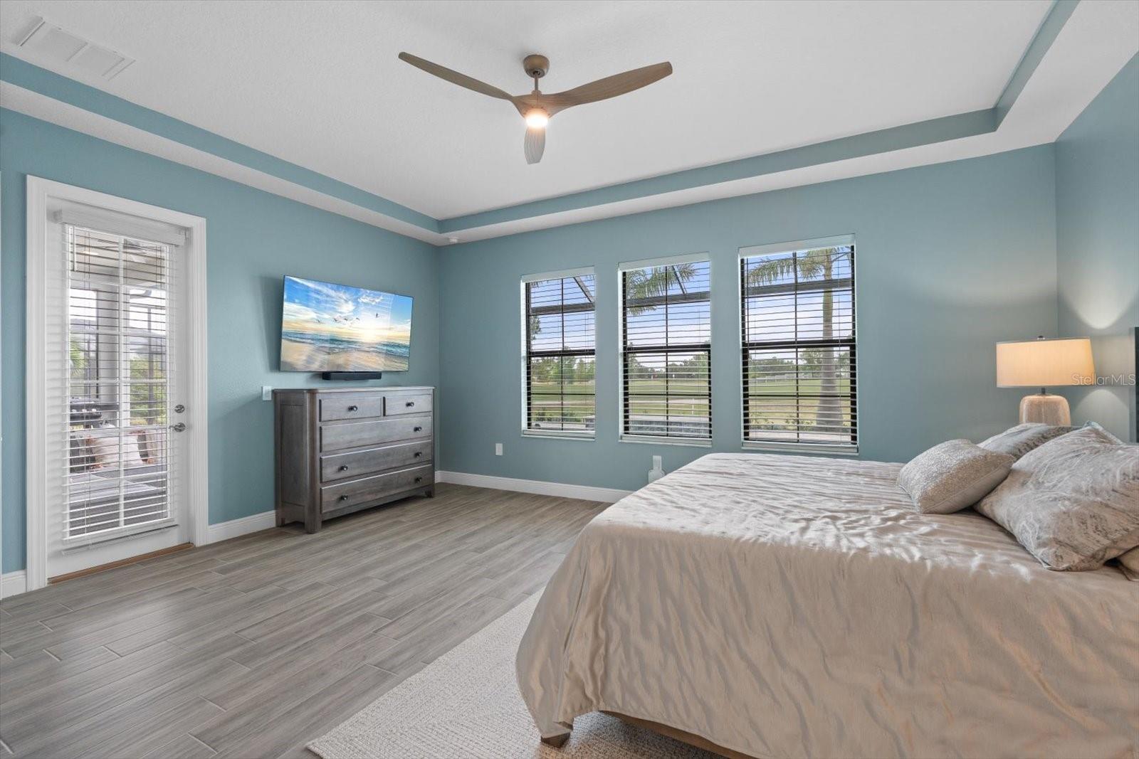 COUNTRY CLUB EAST AT LAKEWD RNCH TT - Residential