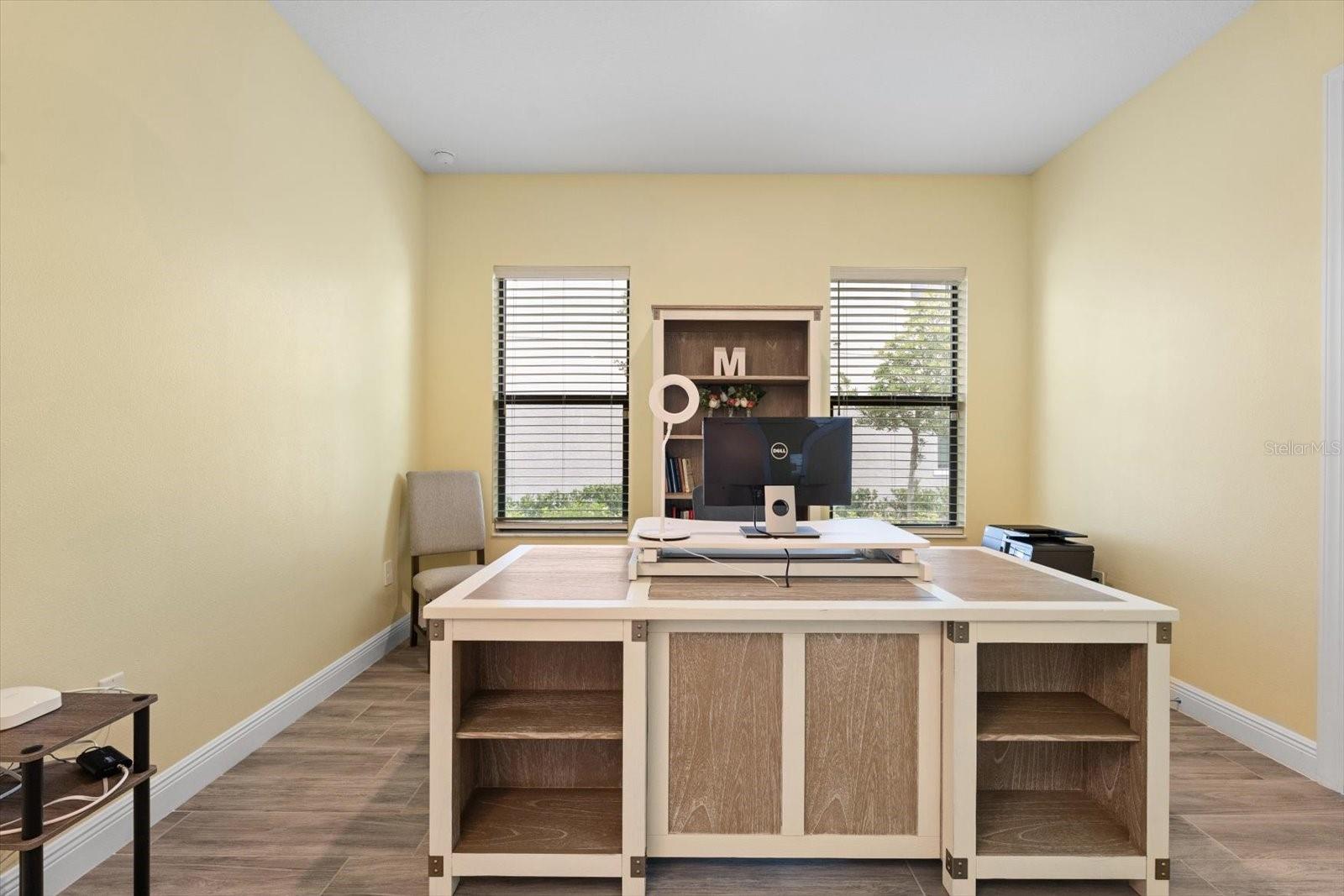 COUNTRY CLUB EAST AT LAKEWD RNCH TT - Residential