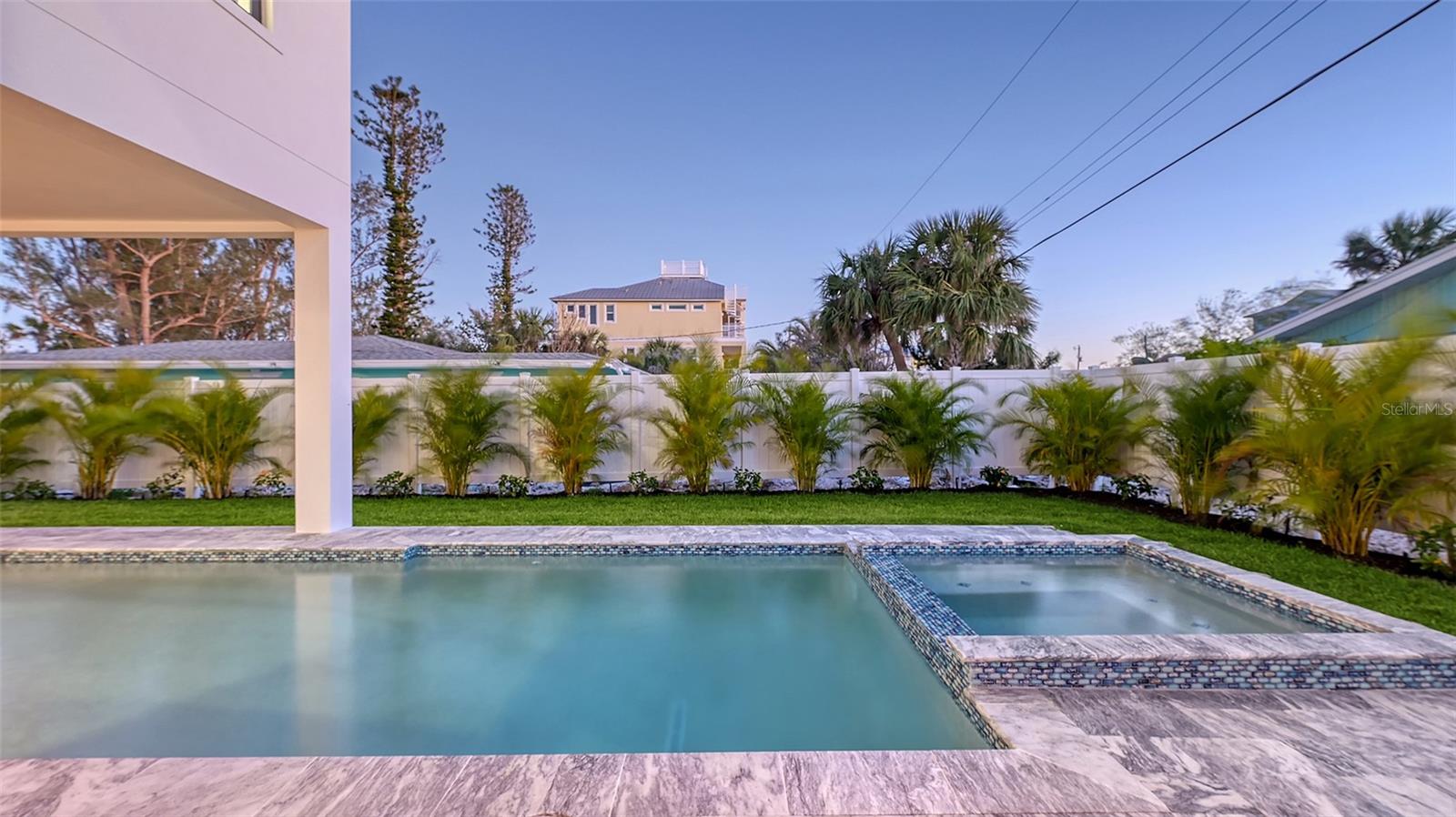 ENGLEWOOD SHORES - Residential