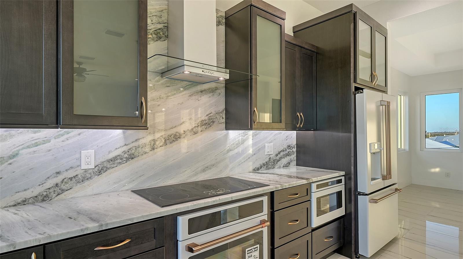 ENGLEWOOD SHORES - Residential
