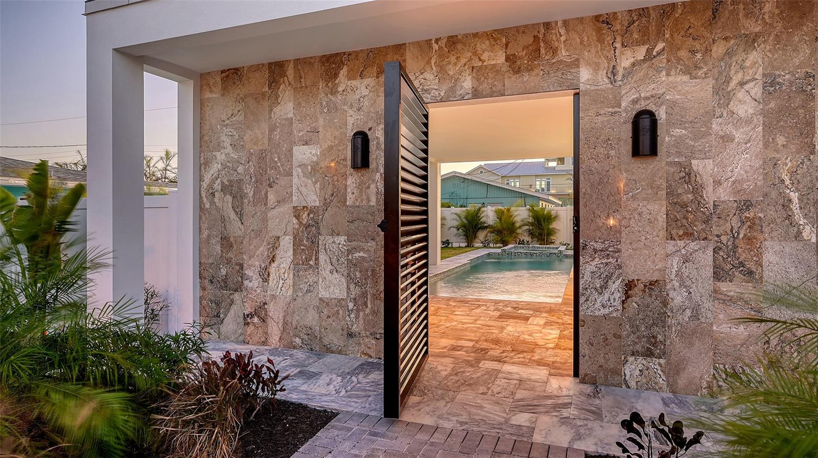 ENGLEWOOD SHORES - Residential
