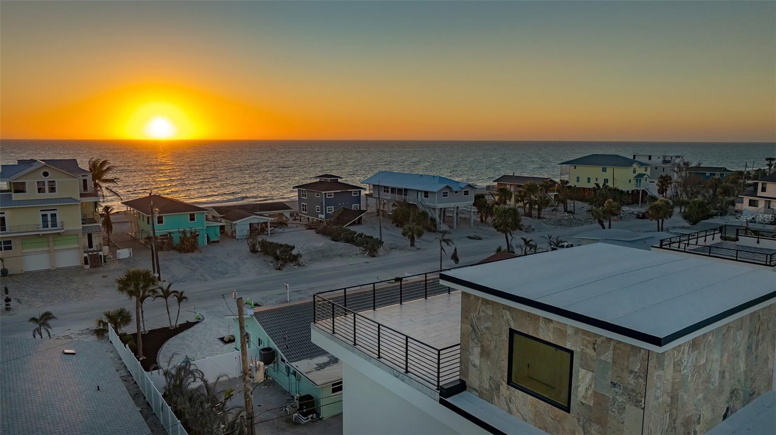 ENGLEWOOD SHORES - Residential