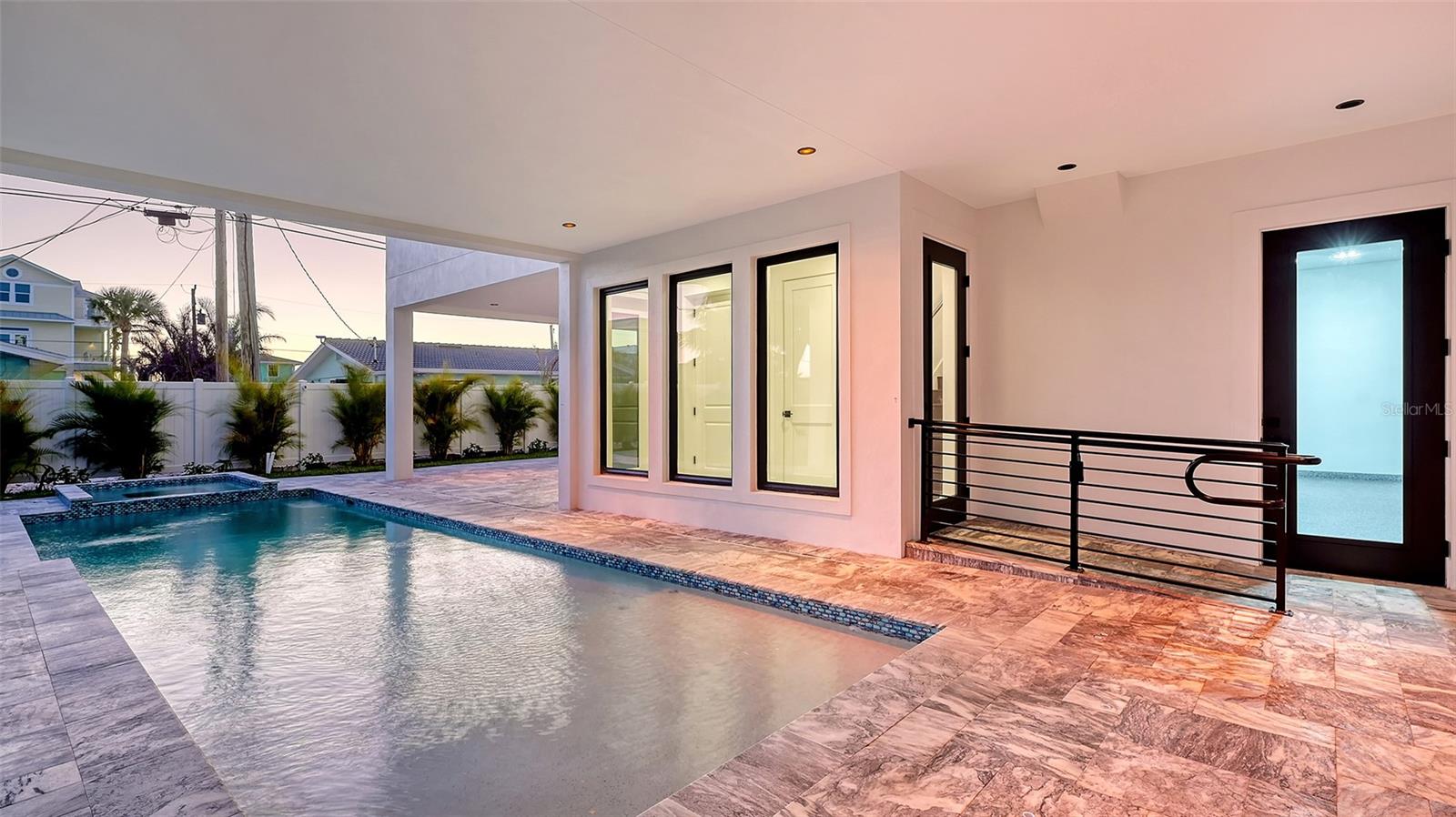 ENGLEWOOD SHORES - Residential