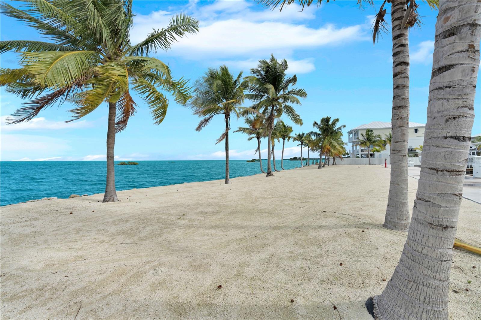 MARATHON BEACH - Residential