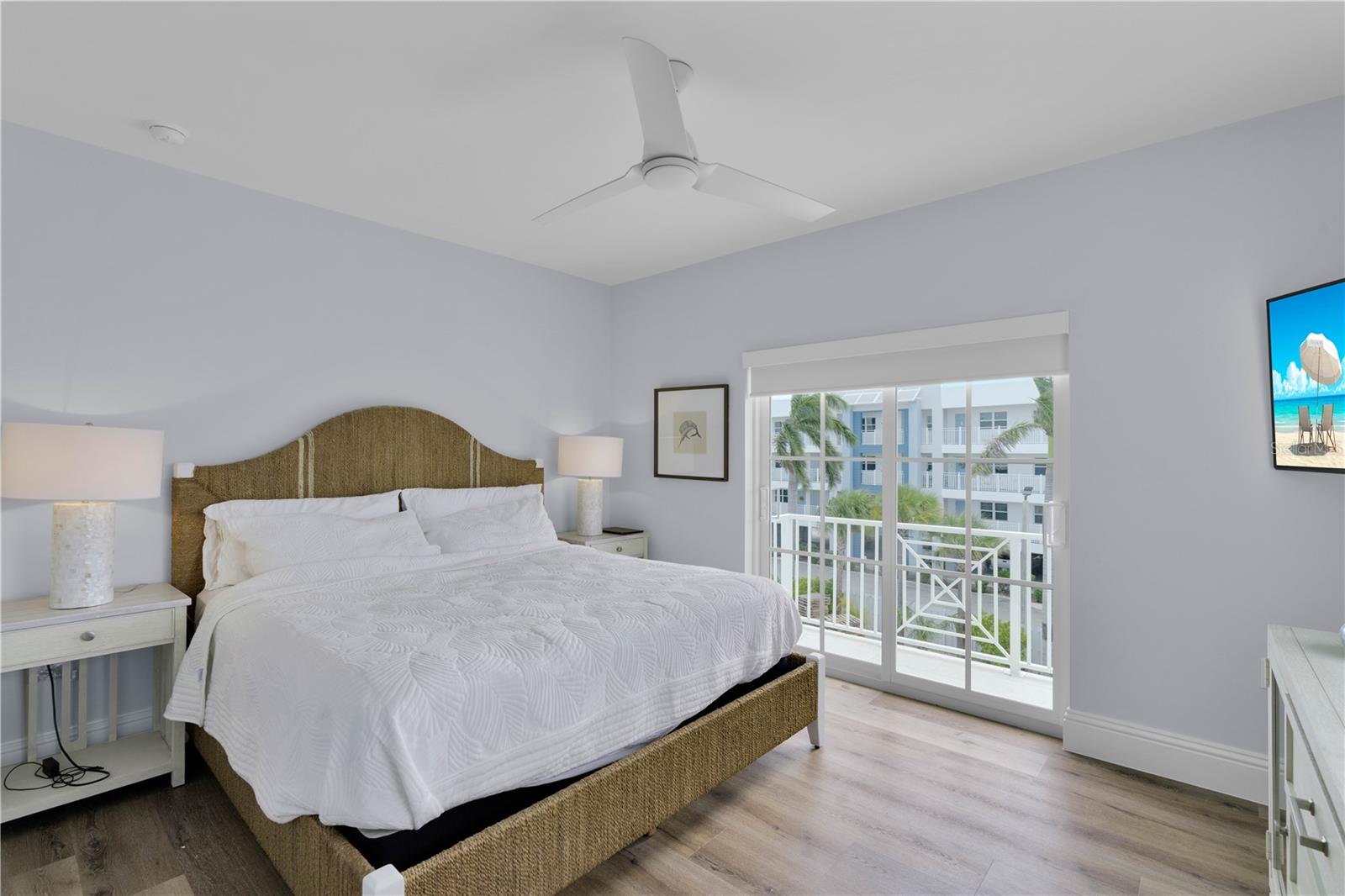 MARATHON BEACH - Residential