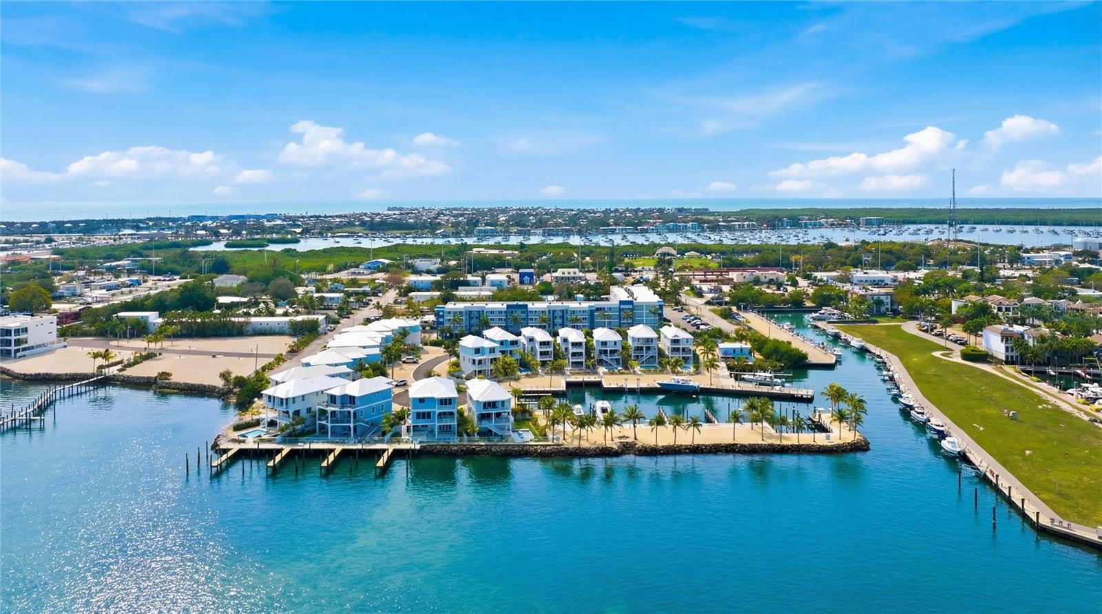 MARATHON BEACH - Residential