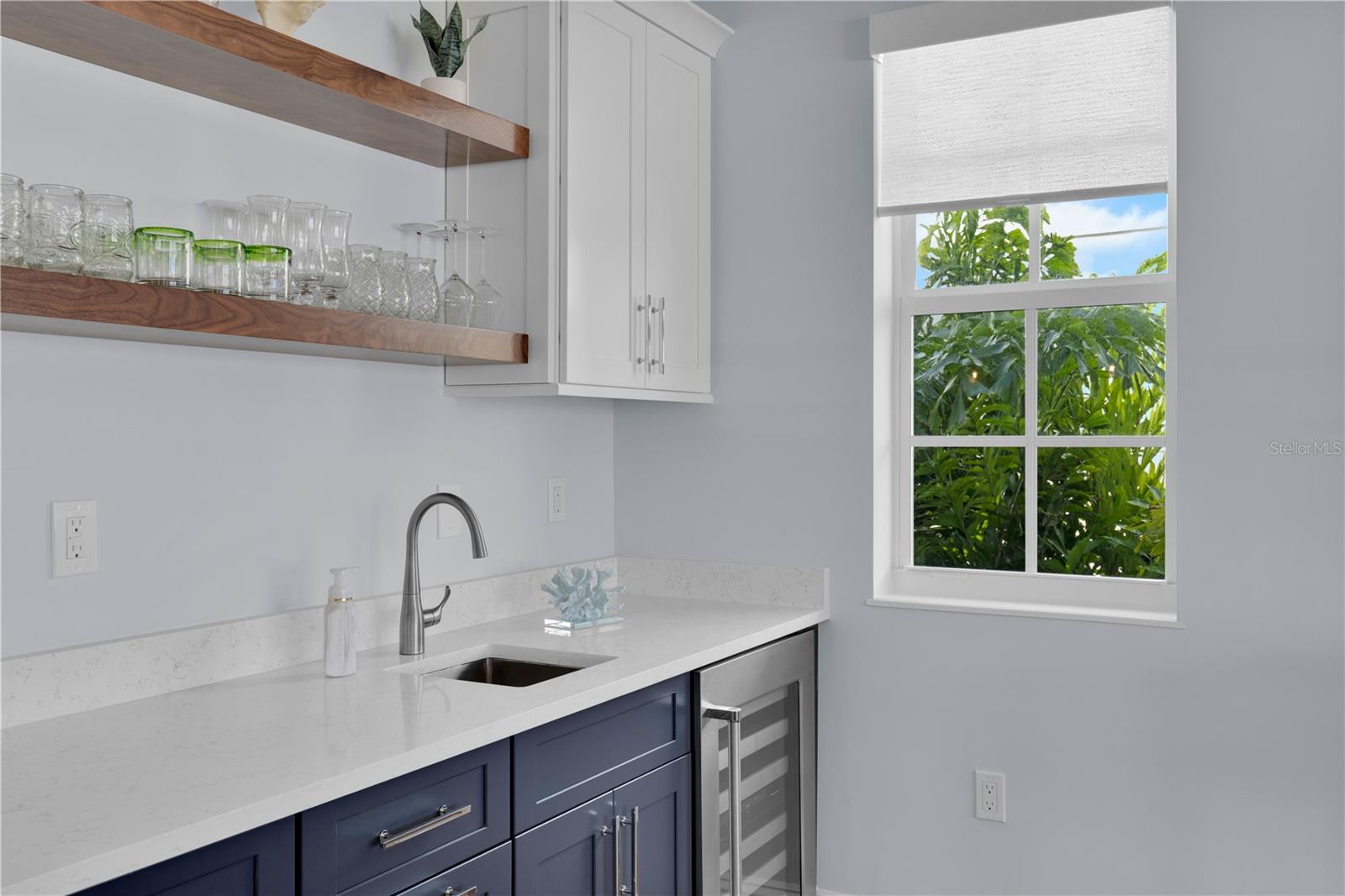 MARATHON BEACH - Residential