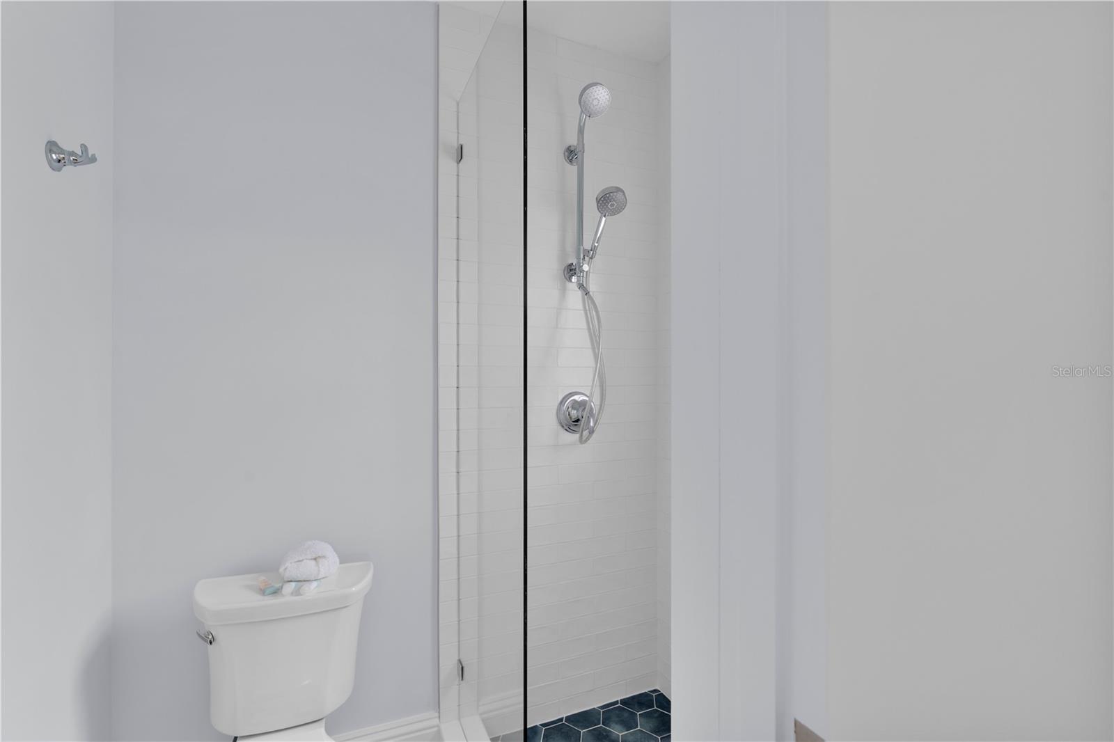 MARATHON BEACH - Residential