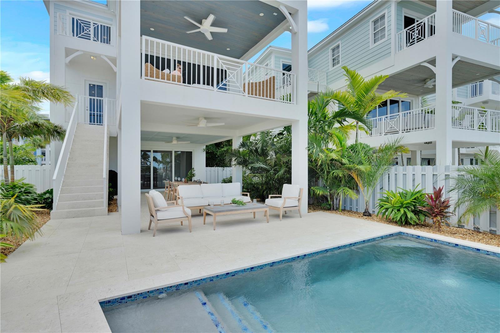 MARATHON BEACH - Residential