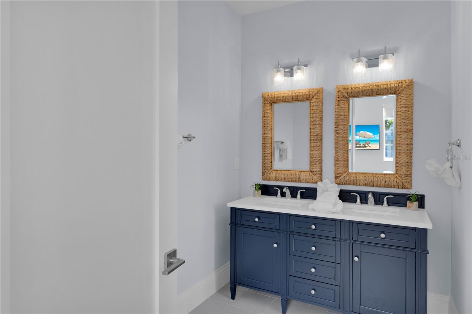 MARATHON BEACH - Residential