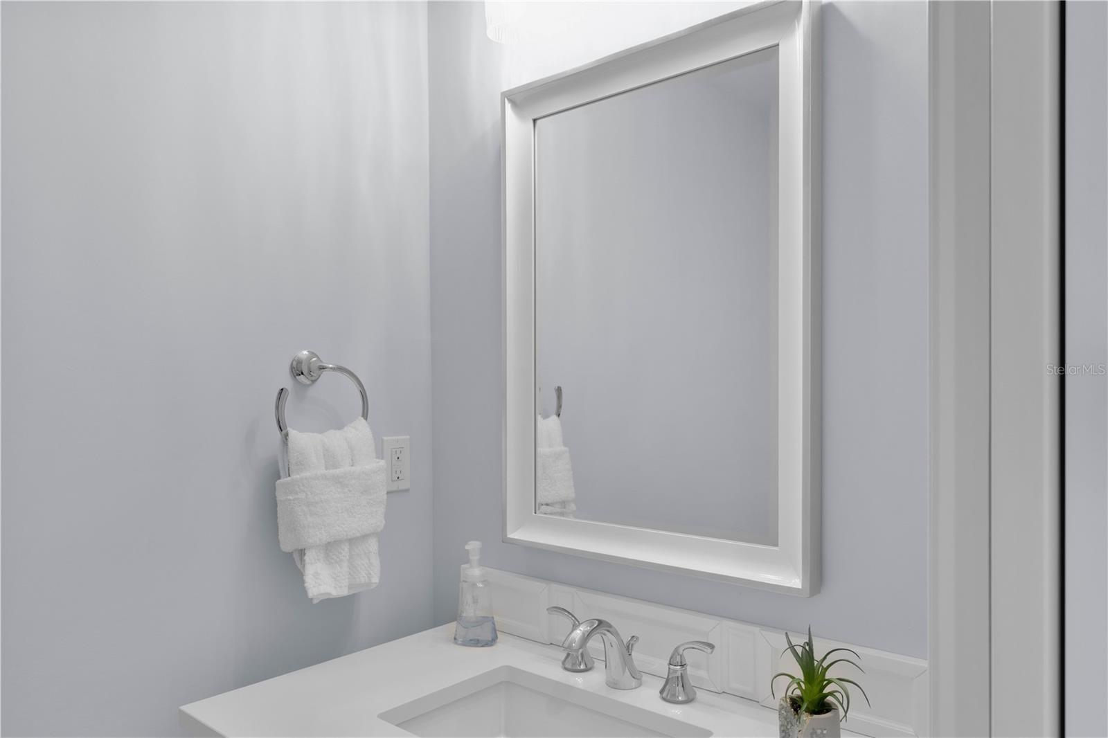 MARATHON BEACH - Residential