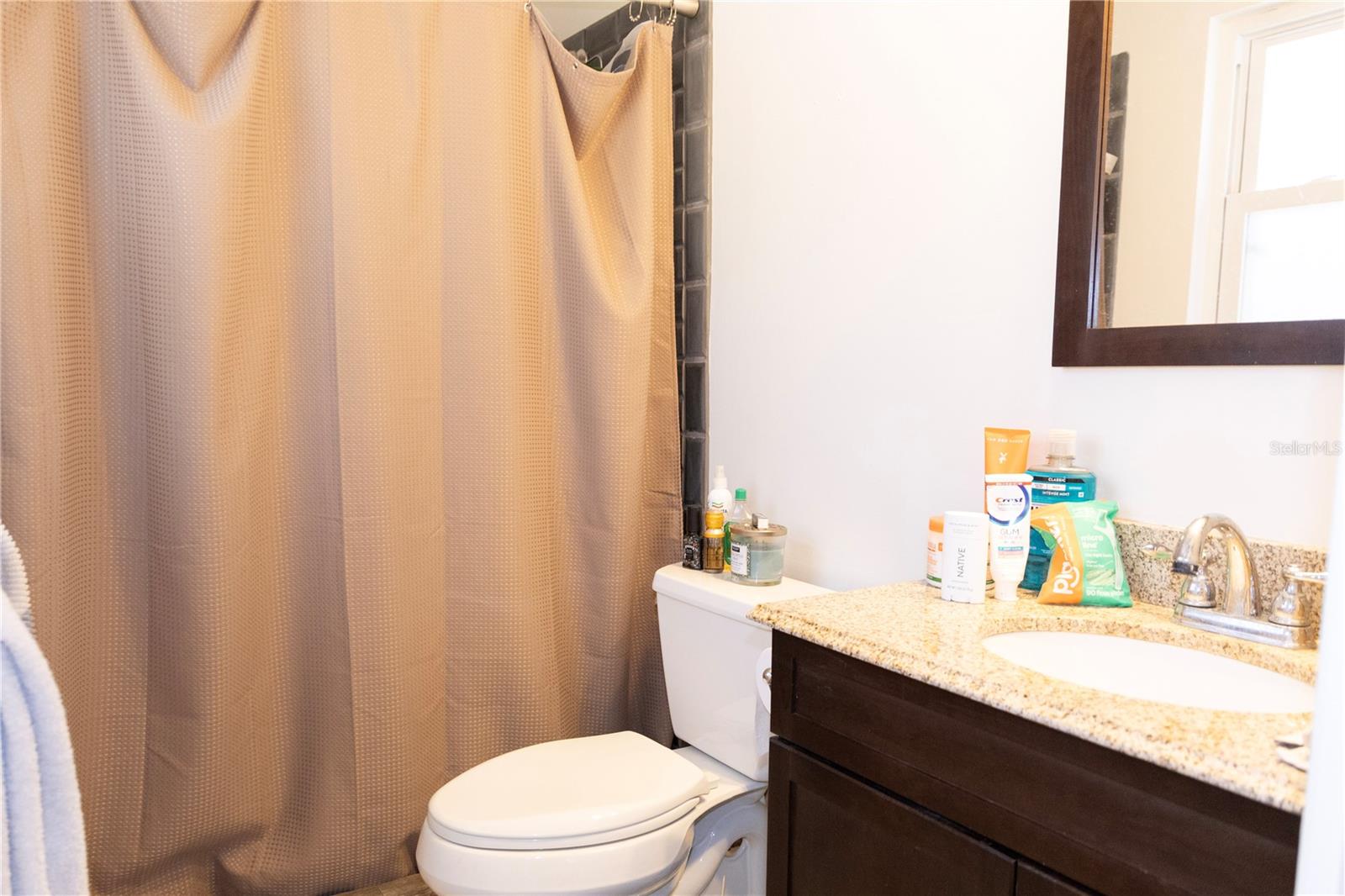 BLACK ACRES - Residential