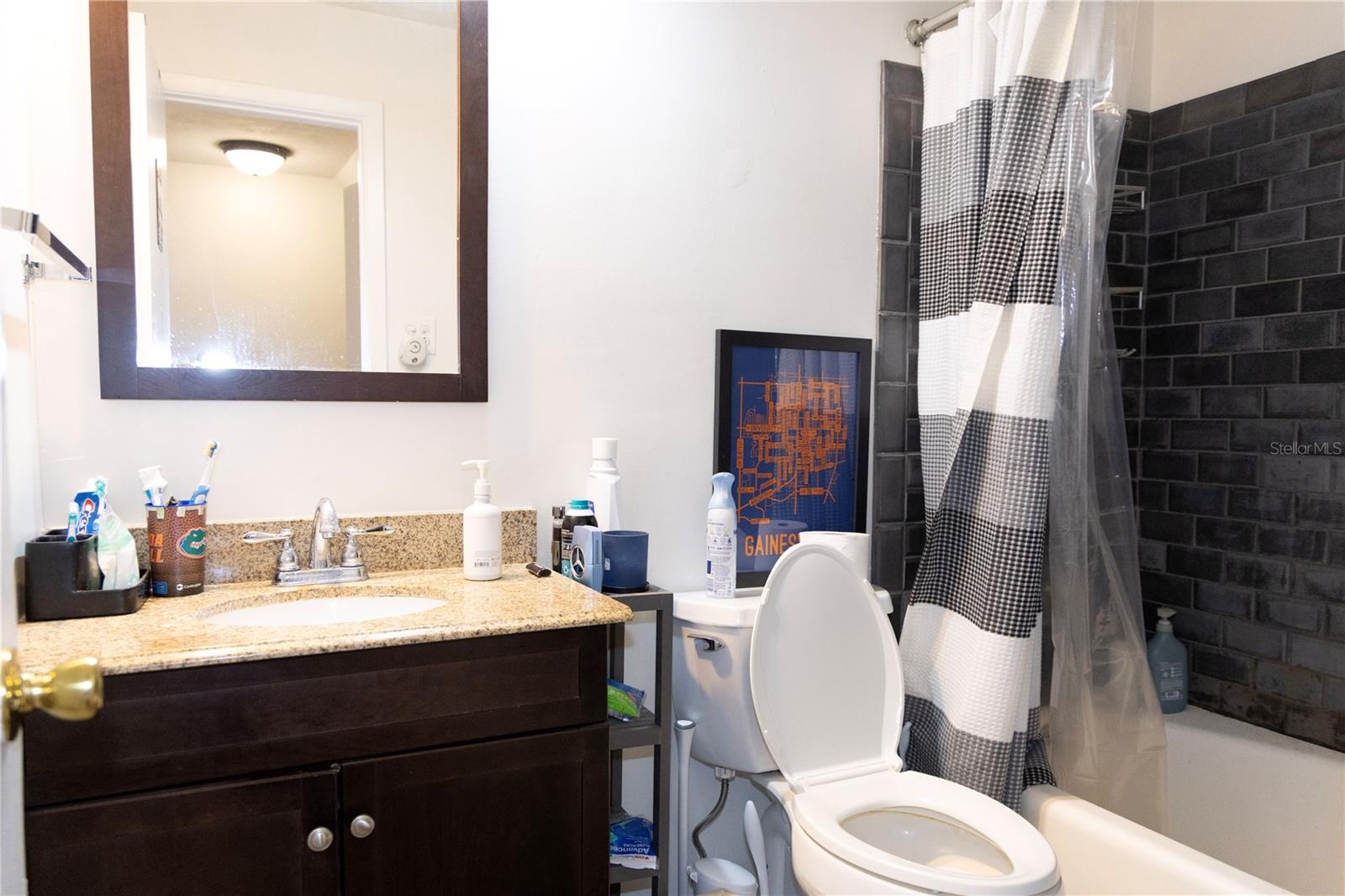 BLACK ACRES - Residential