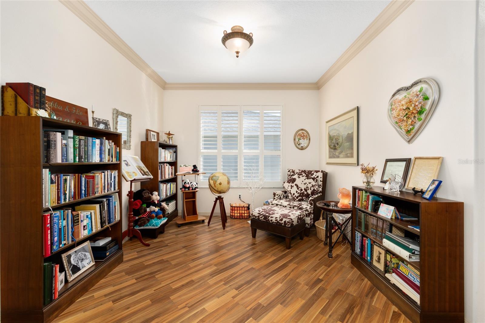 SUMMERGLEN - Residential