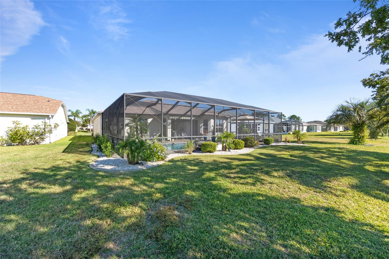 SUMMERGLEN - Residential