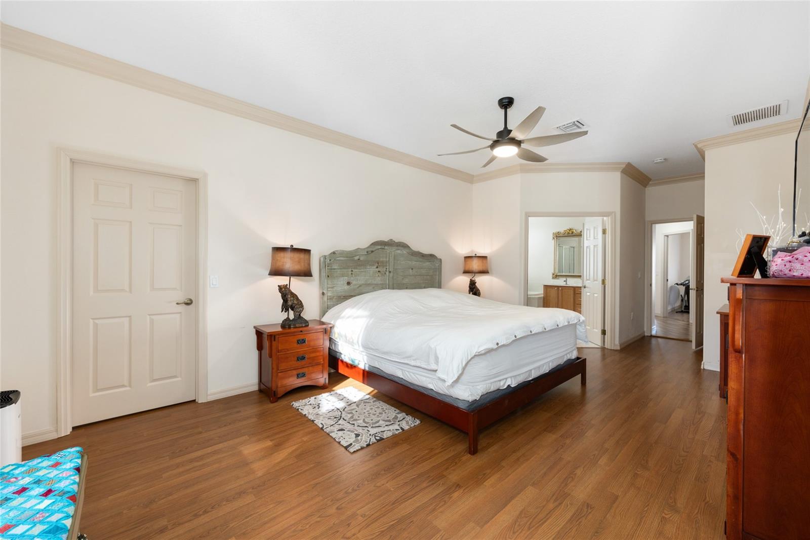 SUMMERGLEN - Residential