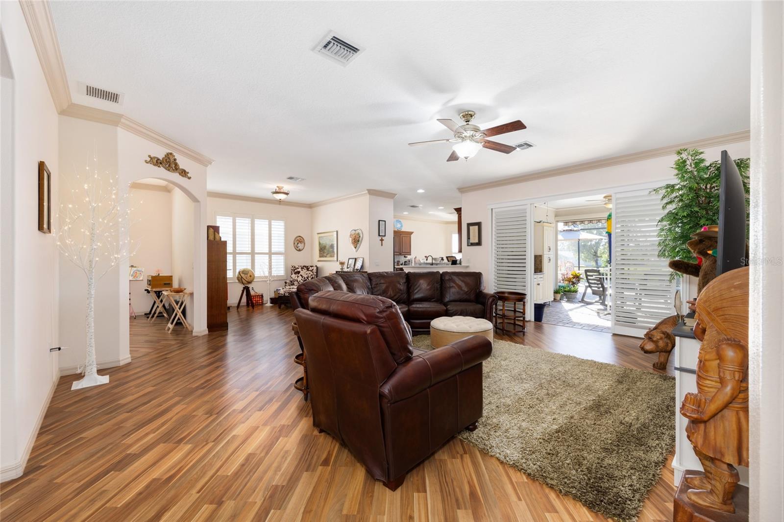 SUMMERGLEN - Residential