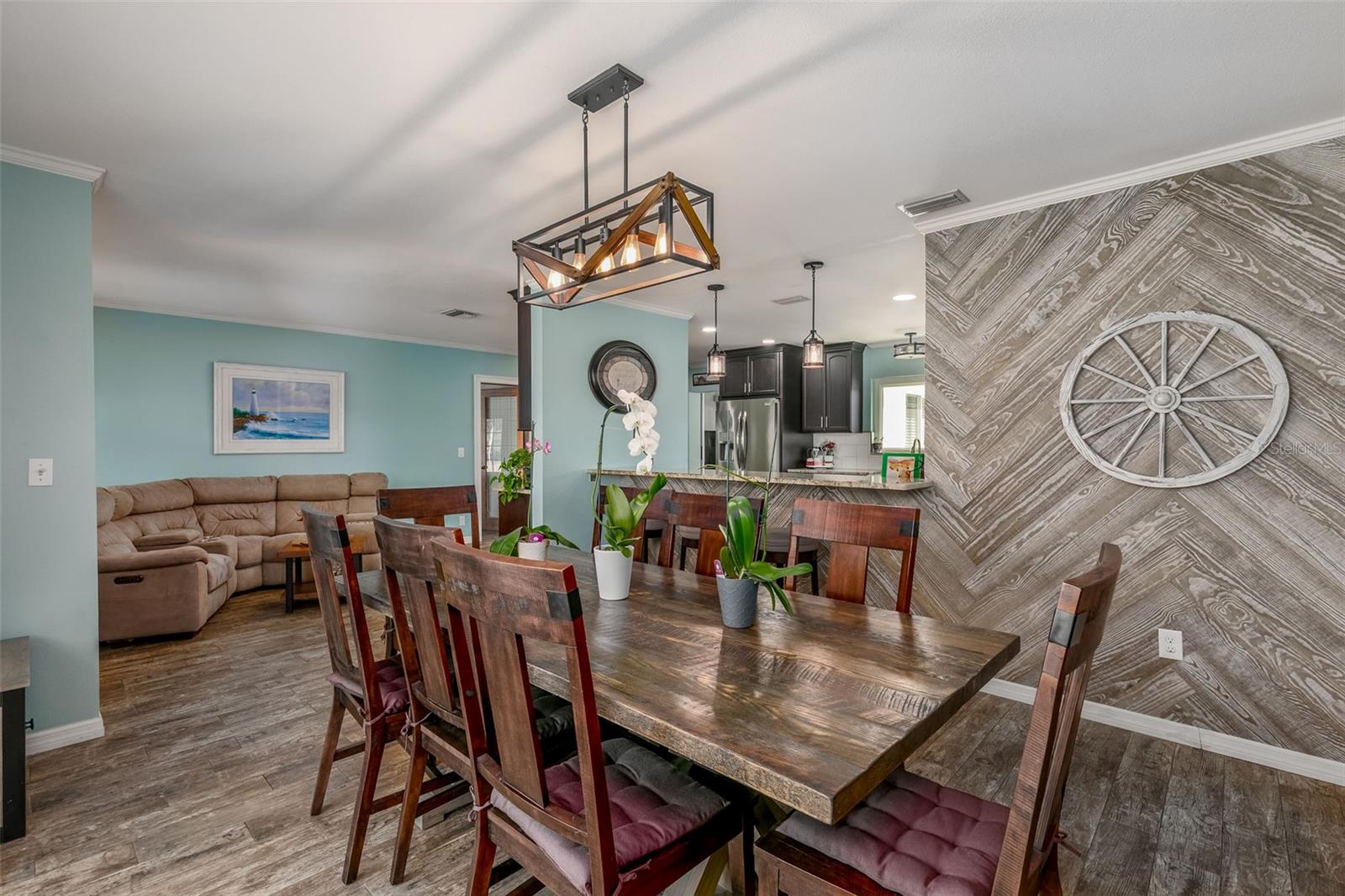 WESTGATE MANOR - Residential