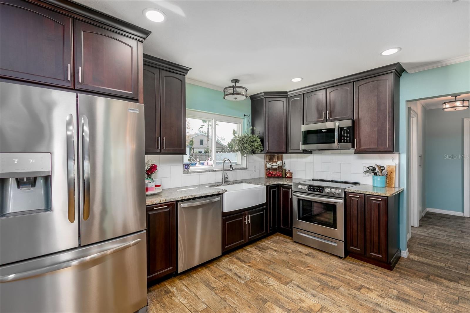 WESTGATE MANOR - Residential