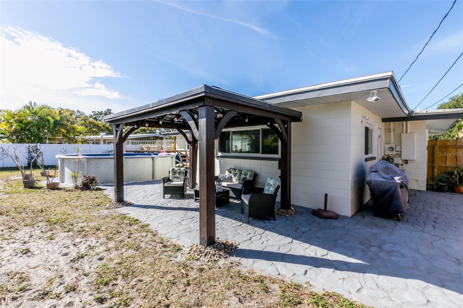 WESTGATE MANOR - Residential