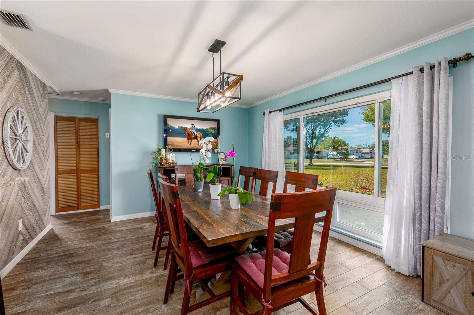 WESTGATE MANOR - Residential