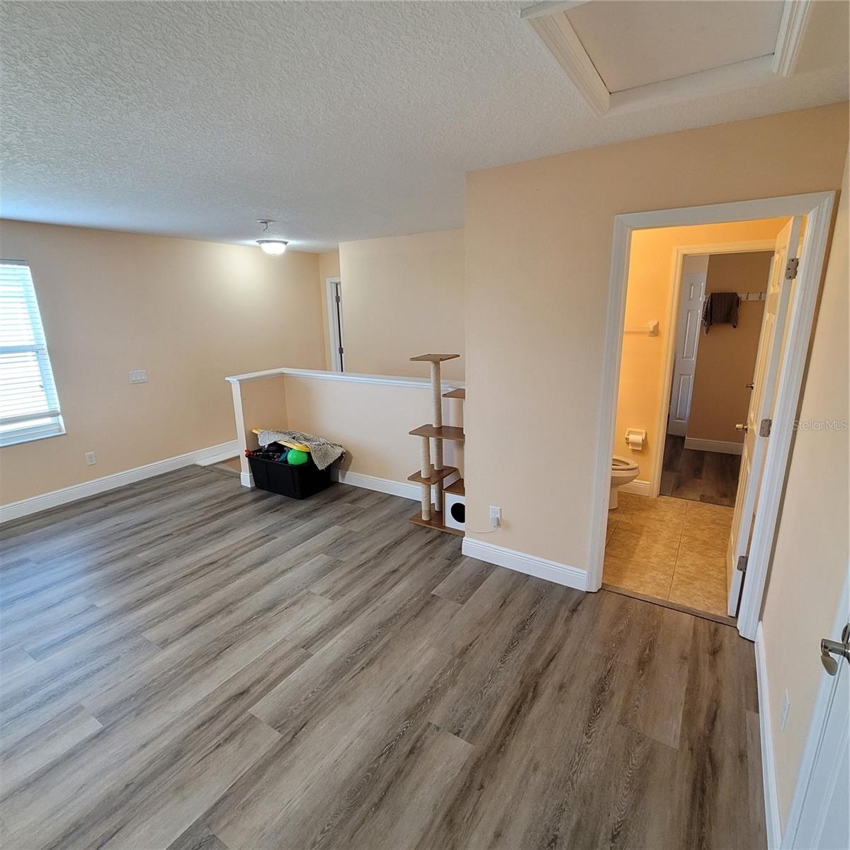 EASTON PARK PH 1 - Residential Lease