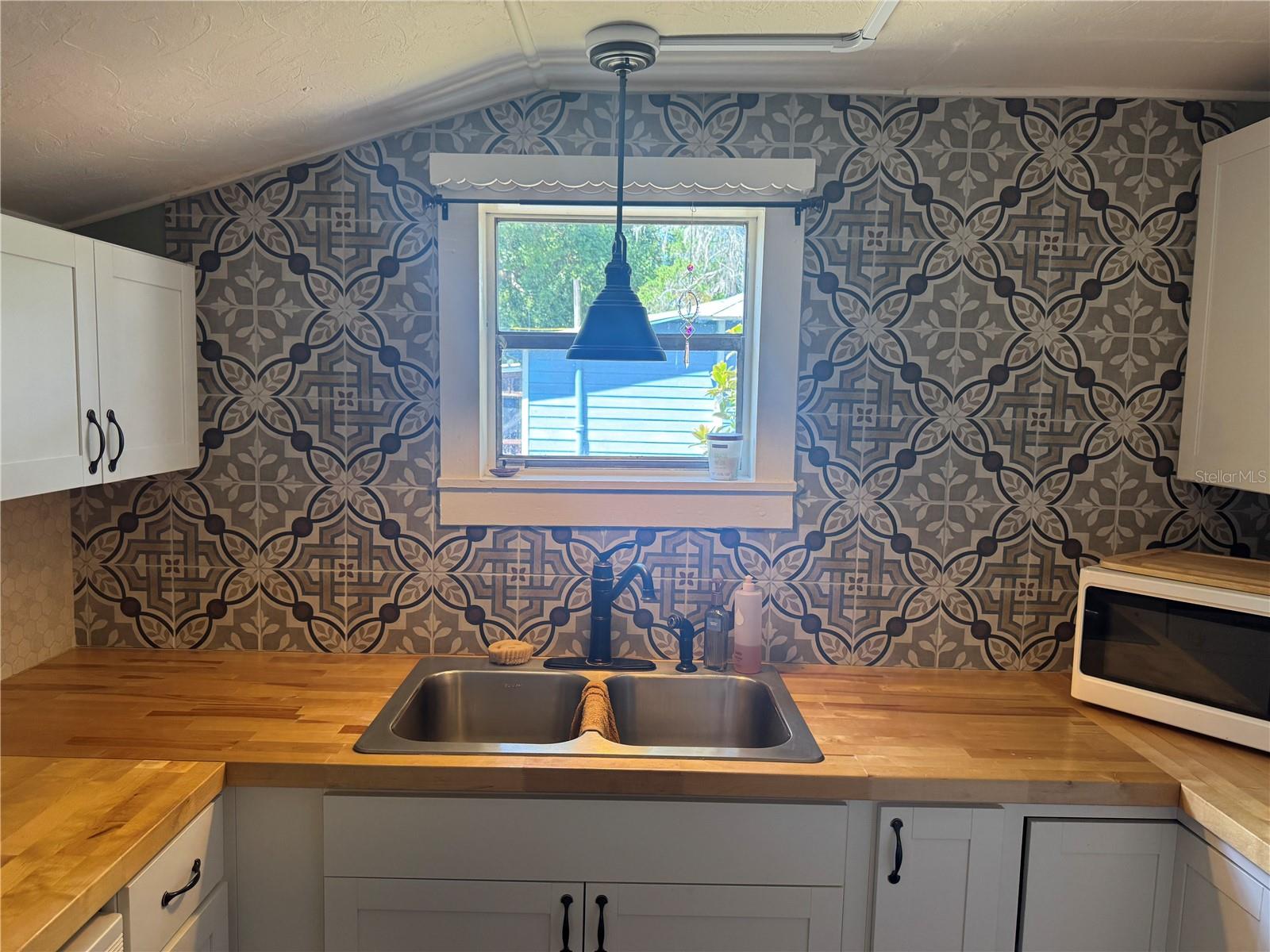 S C MOORE ADD MRS S C MOORE ESTATE - Residential