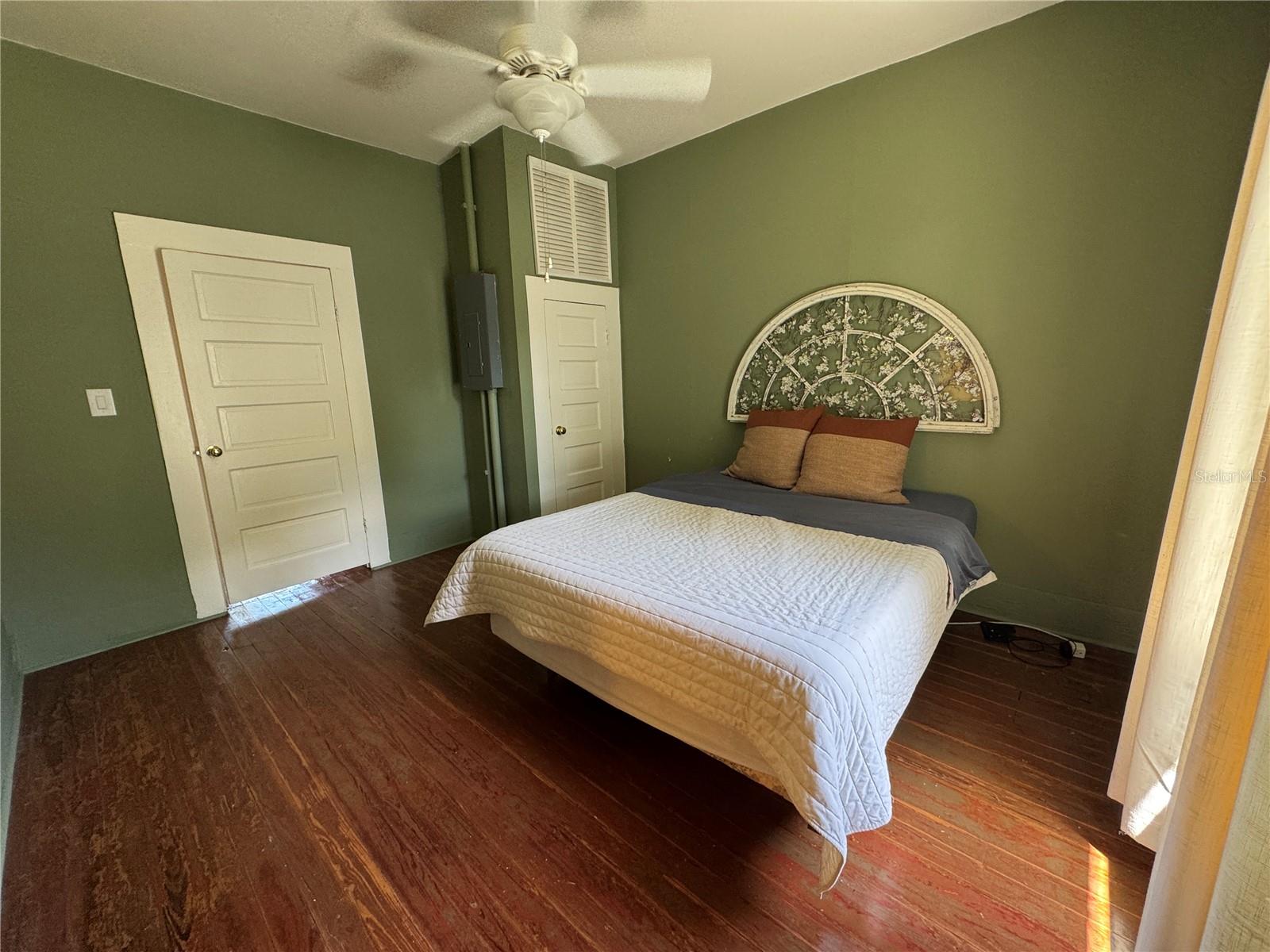 S C MOORE ADD MRS S C MOORE ESTATE - Residential