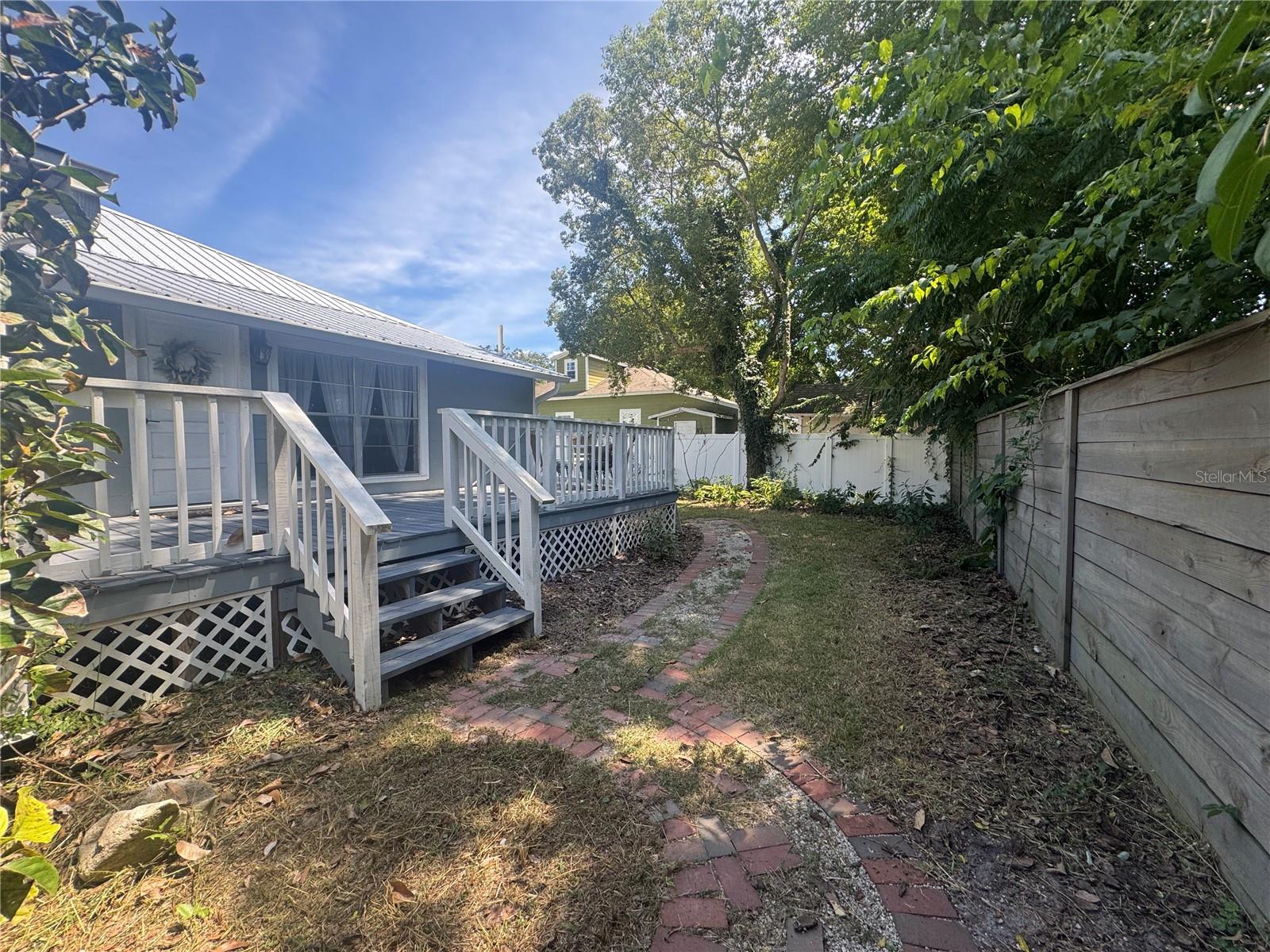 S C MOORE ADD MRS S C MOORE ESTATE - Residential