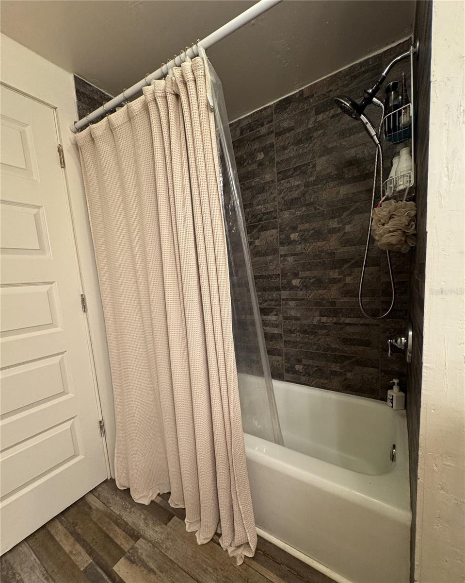 S C MOORE ADD MRS S C MOORE ESTATE - Residential