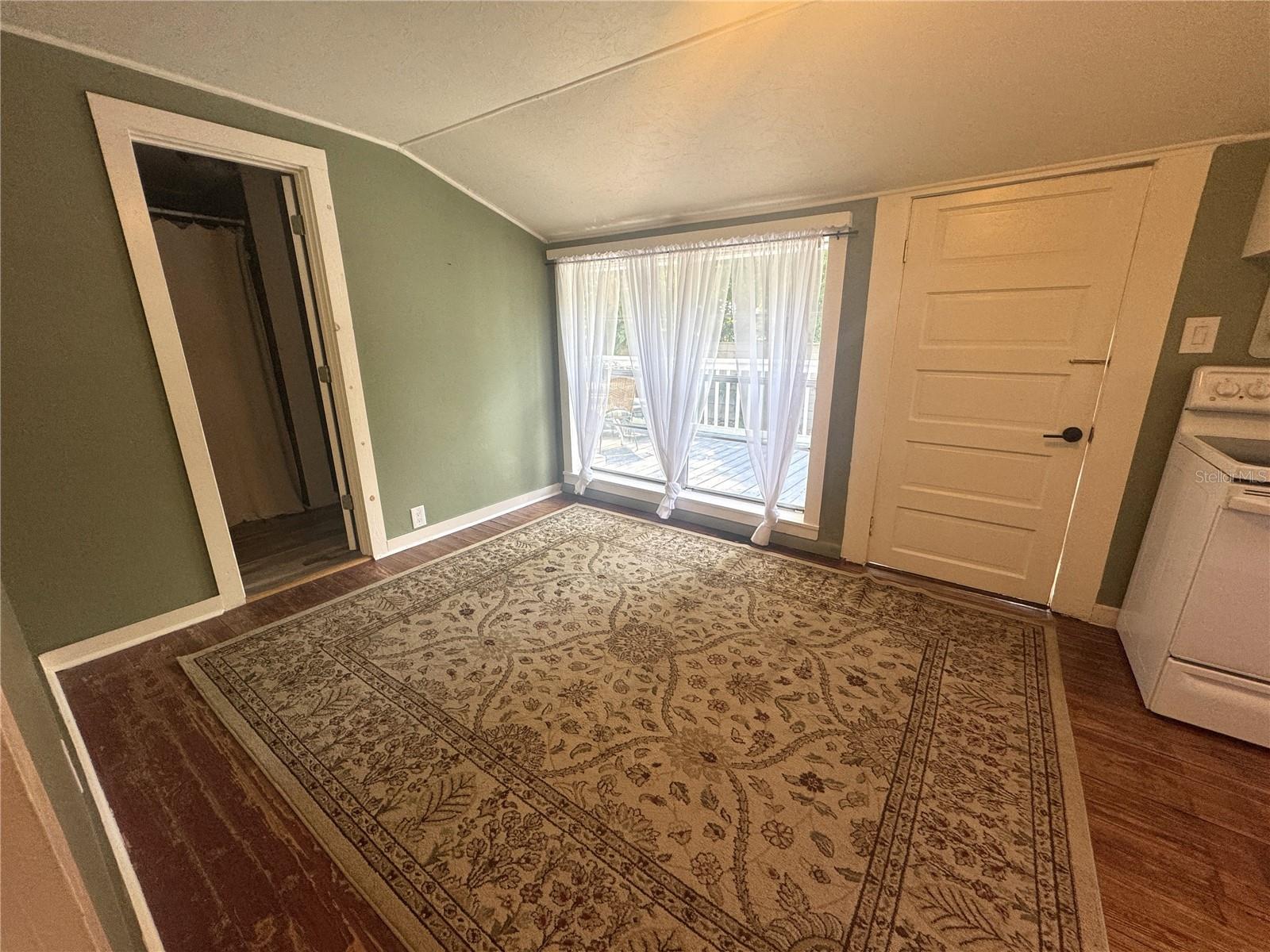 S C MOORE ADD MRS S C MOORE ESTATE - Residential